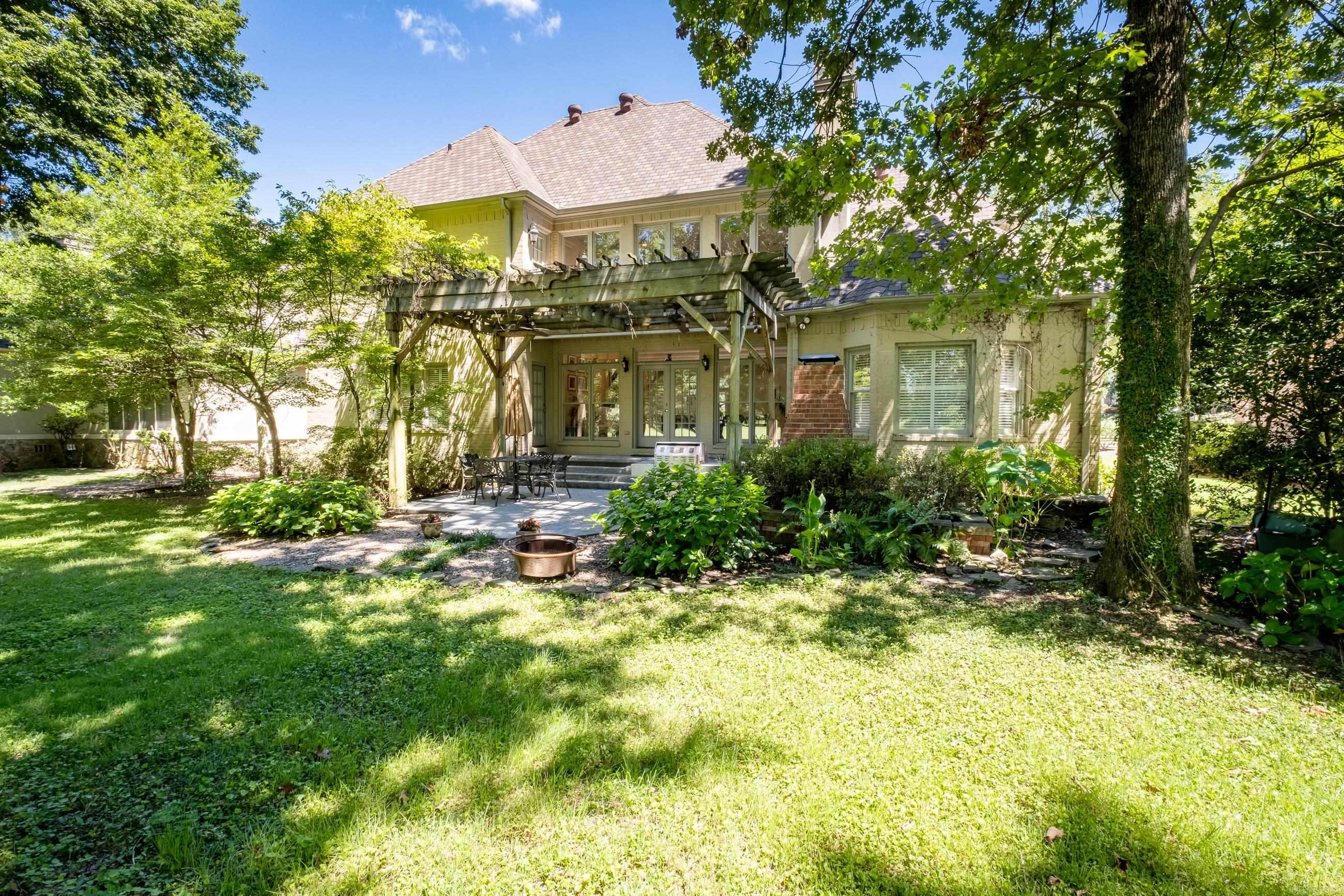 CHENAL VALLEY AVIGNON COURT - Residential