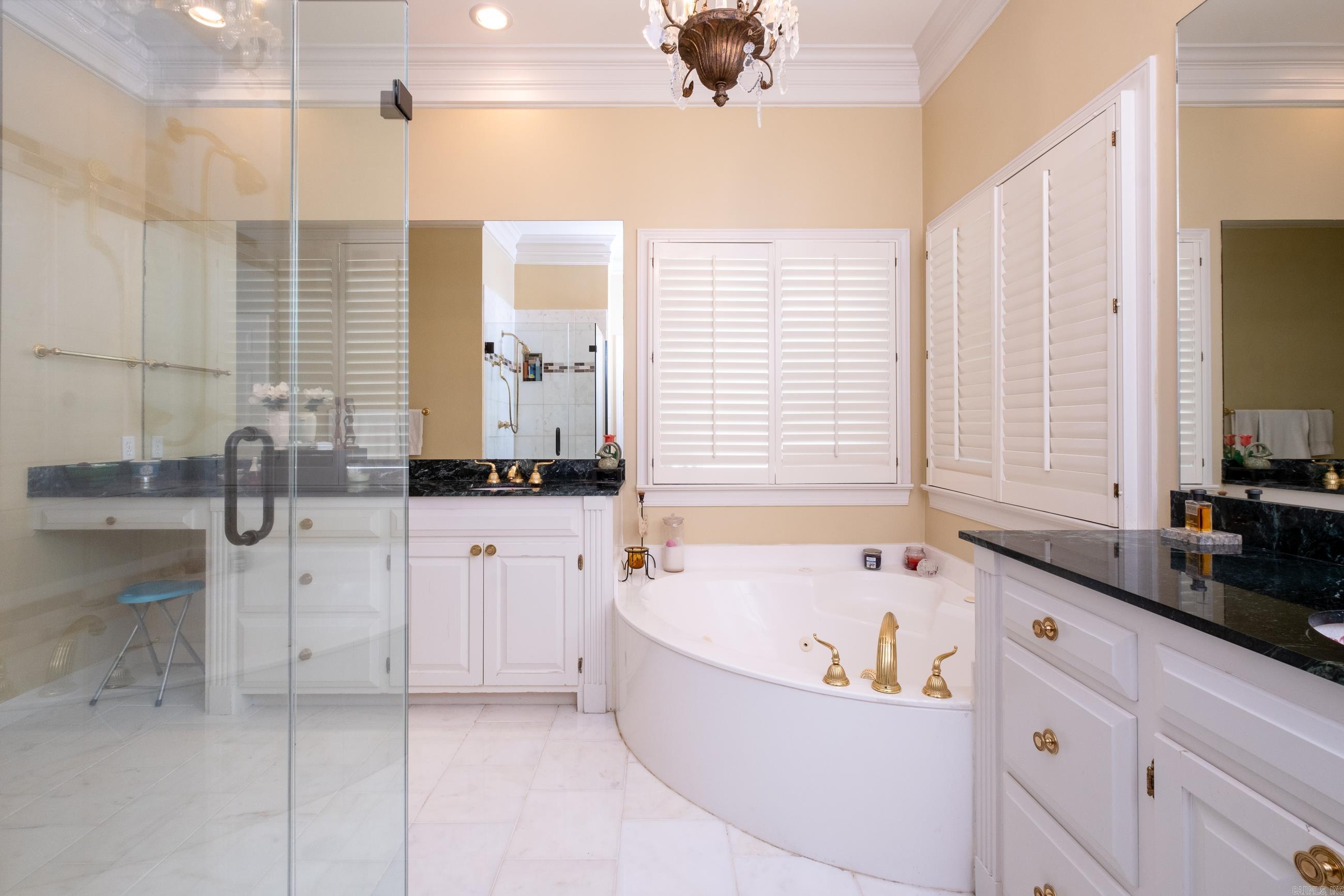 CHENAL VALLEY AVIGNON COURT - Residential