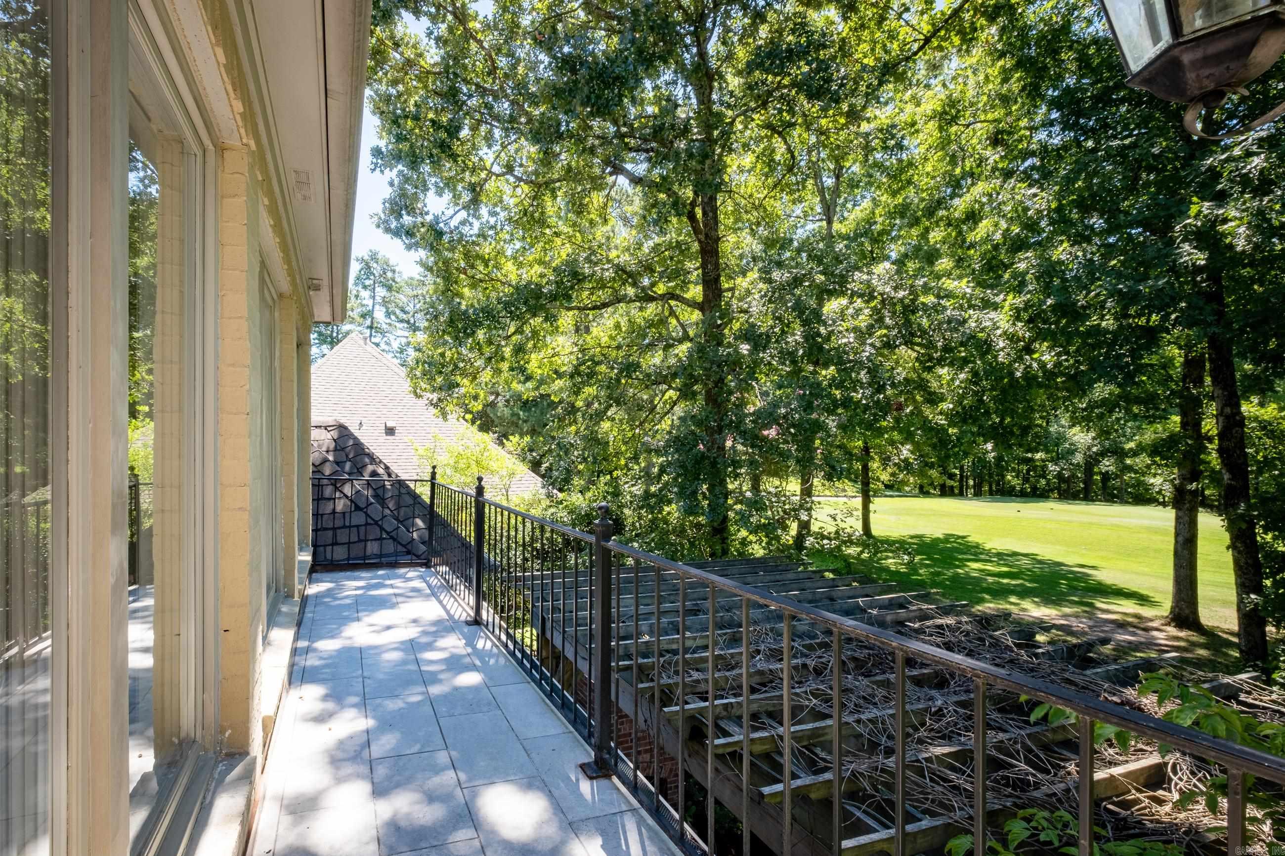 CHENAL VALLEY AVIGNON COURT - Residential