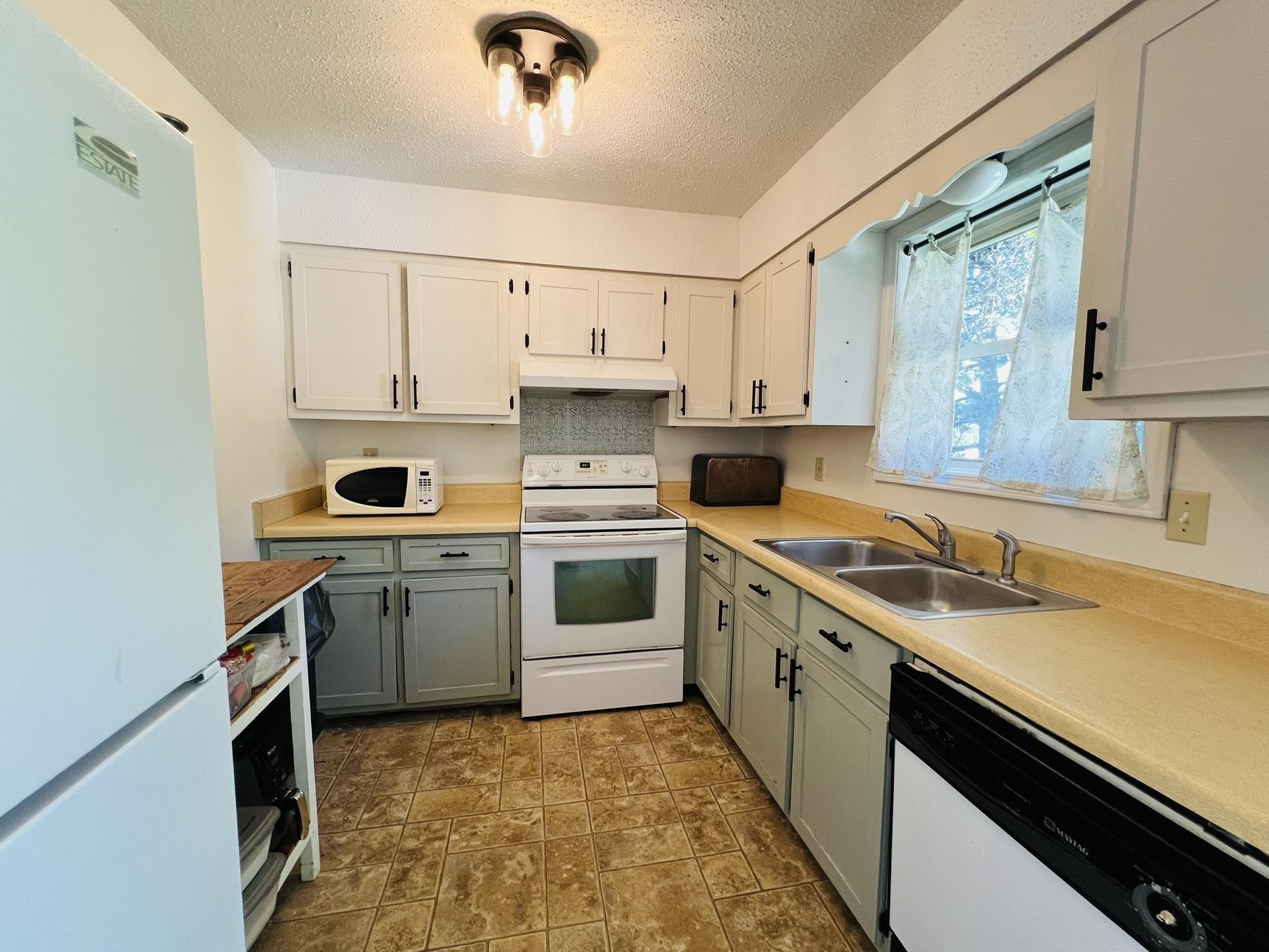 Pilot Hill - Residential