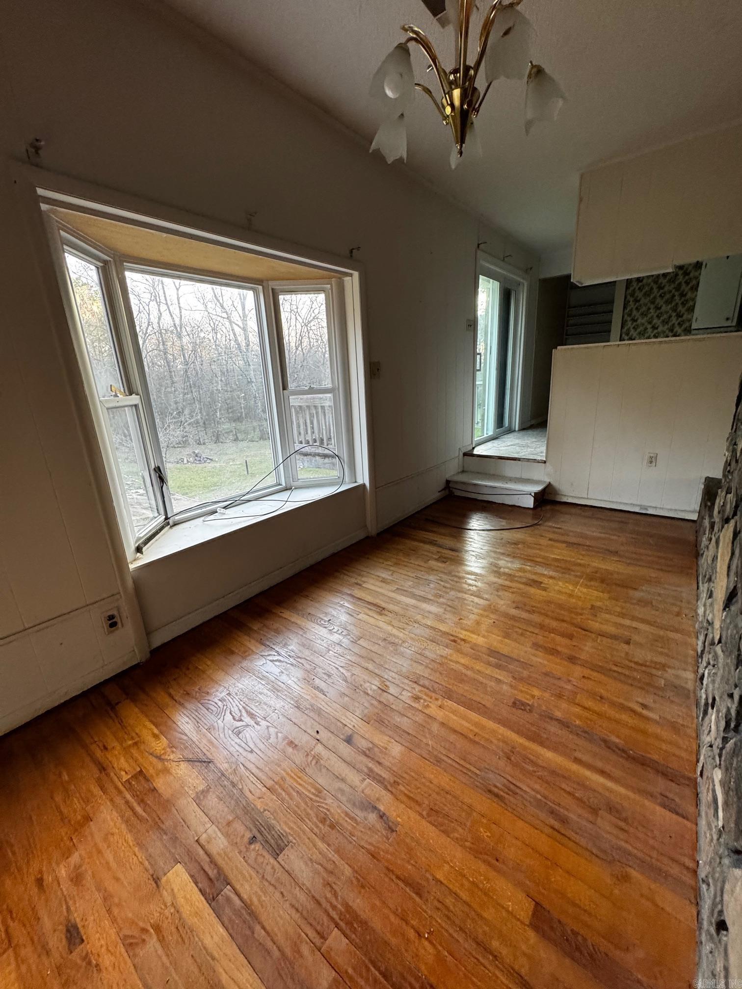 ALBERT PIKE - Residential