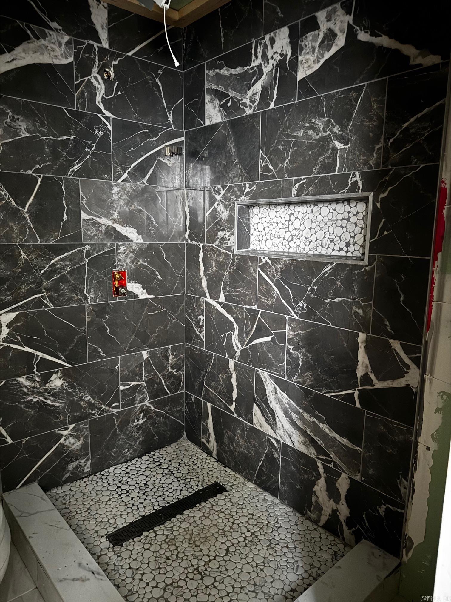 ALBERT PIKE - Residential