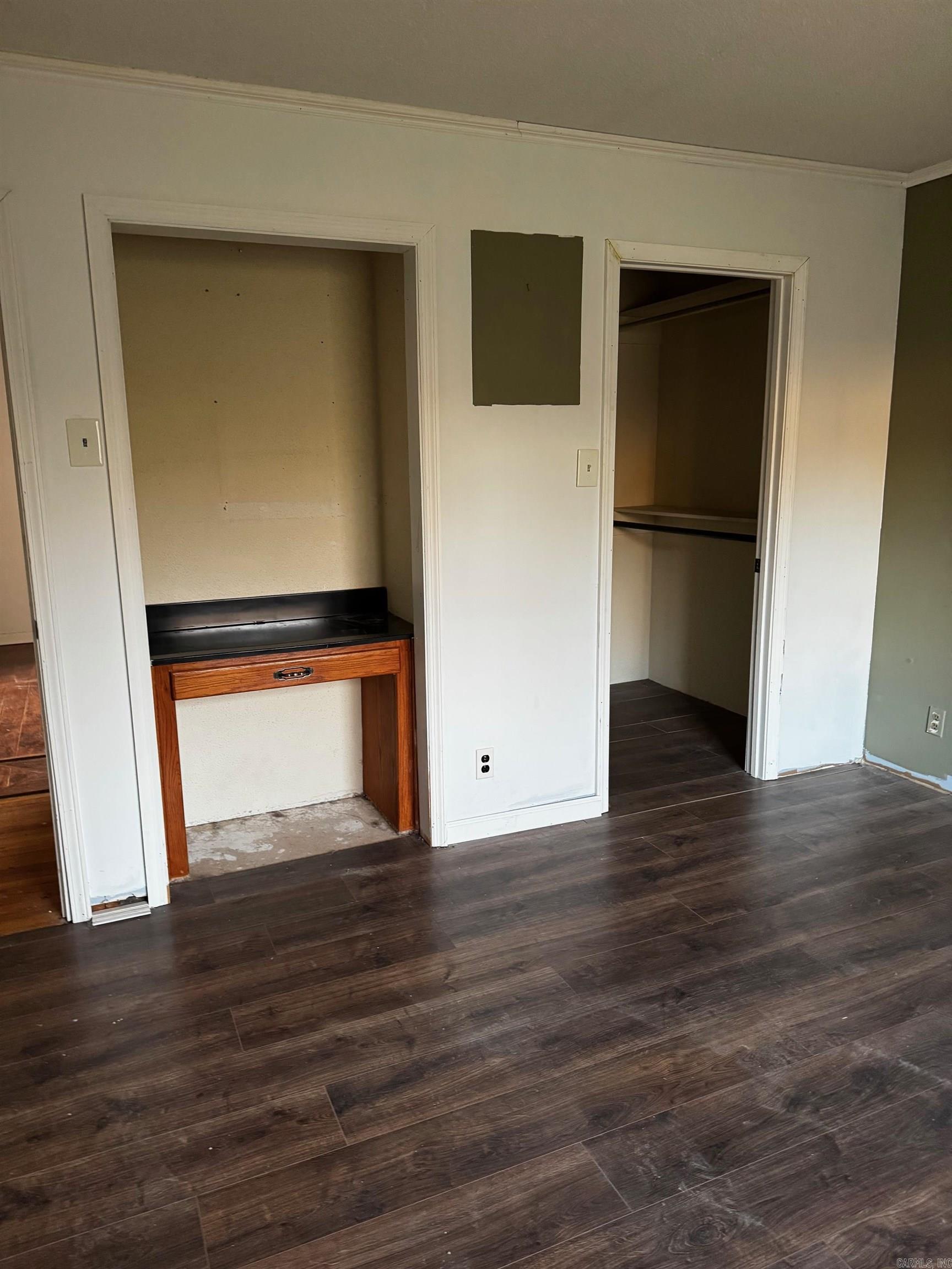 ALBERT PIKE - Residential