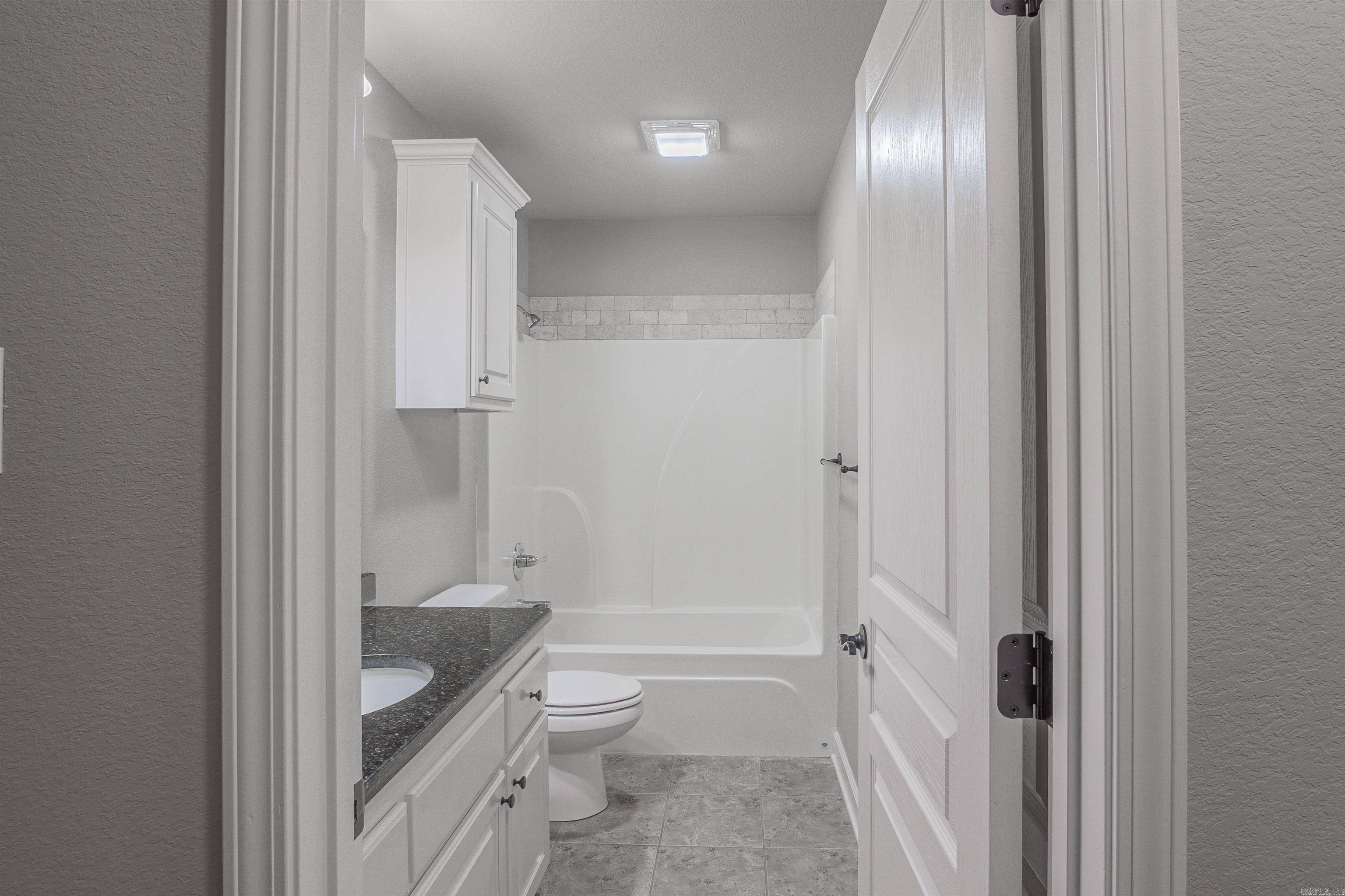 HUNTINGTON PLACE - Residential