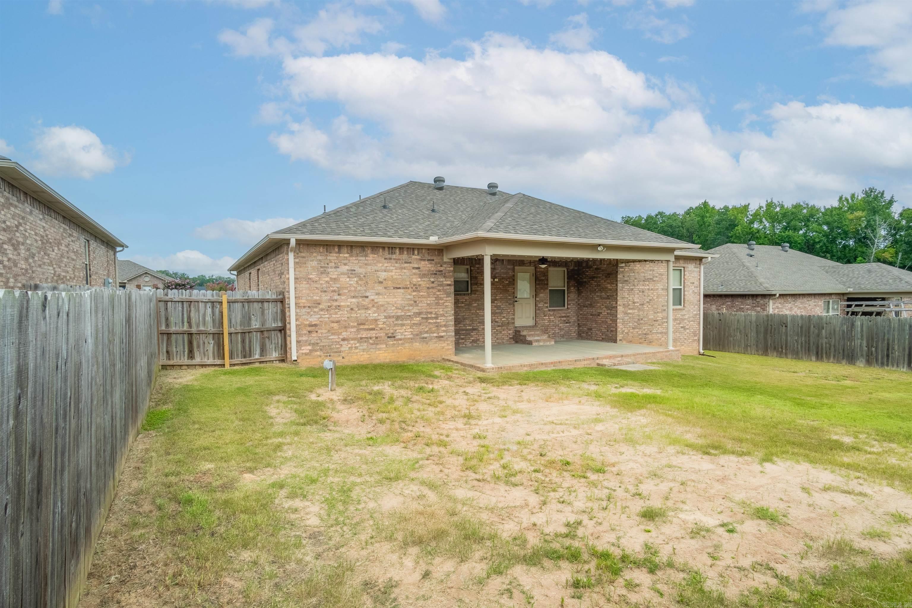 HUNTINGTON PLACE - Residential