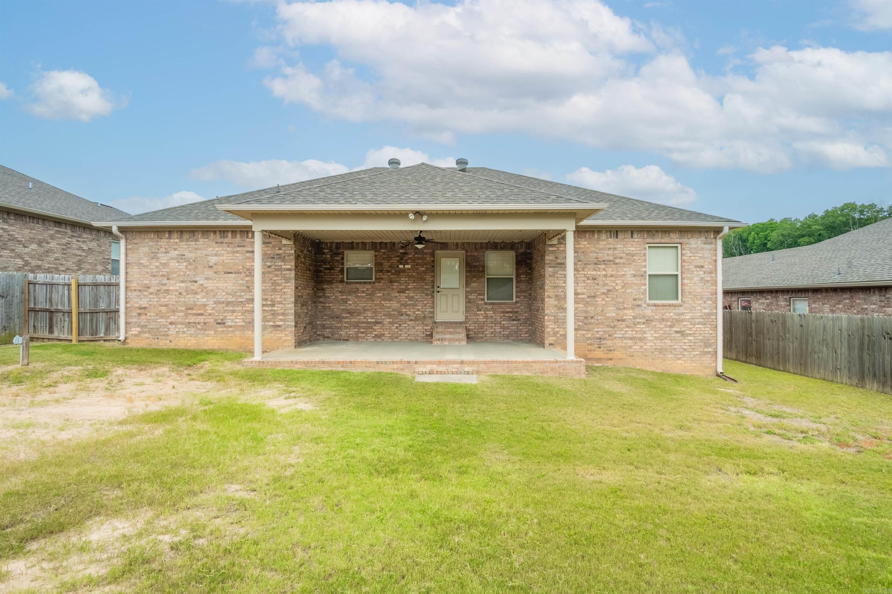 HUNTINGTON PLACE - Residential