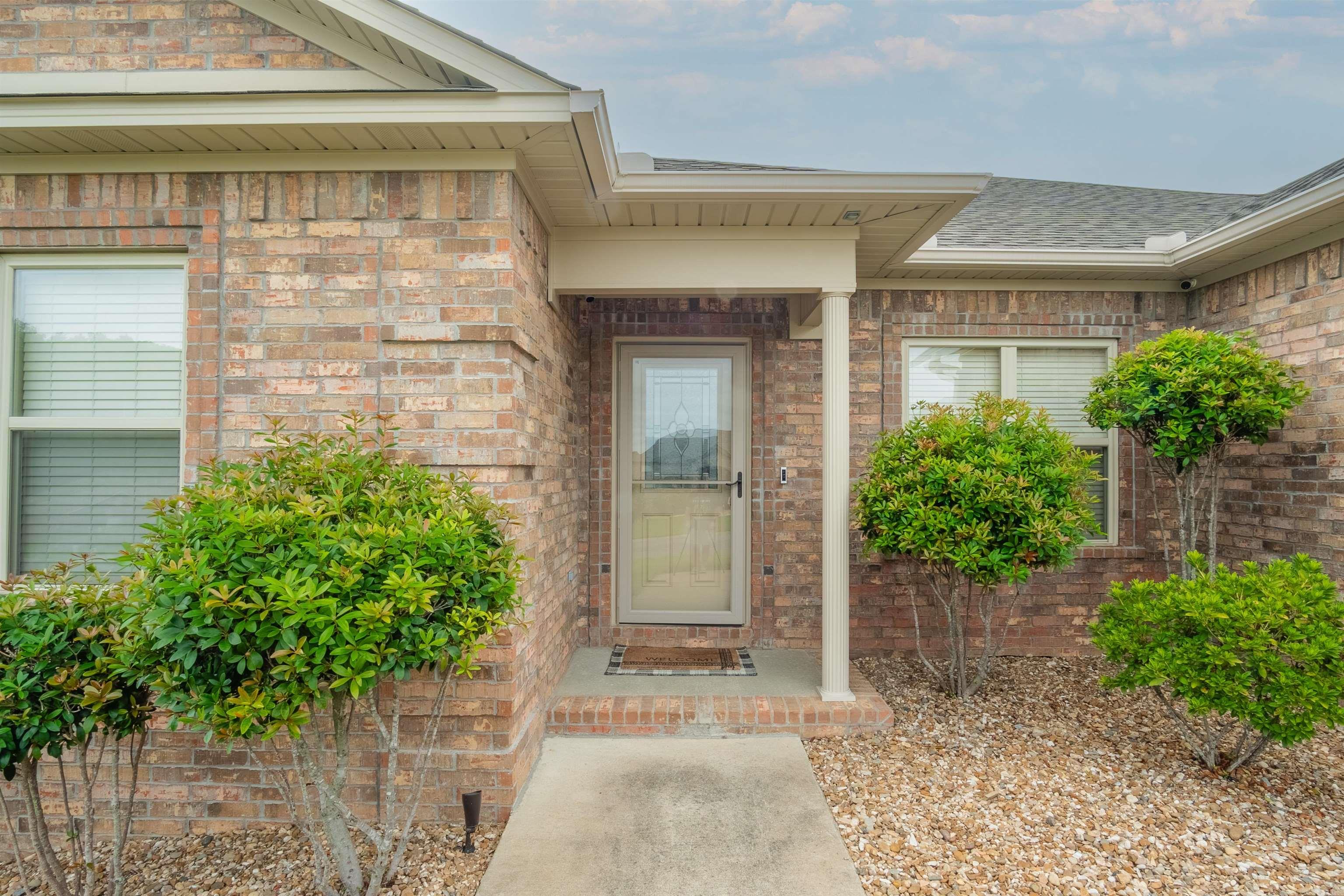 HUNTINGTON PLACE - Residential