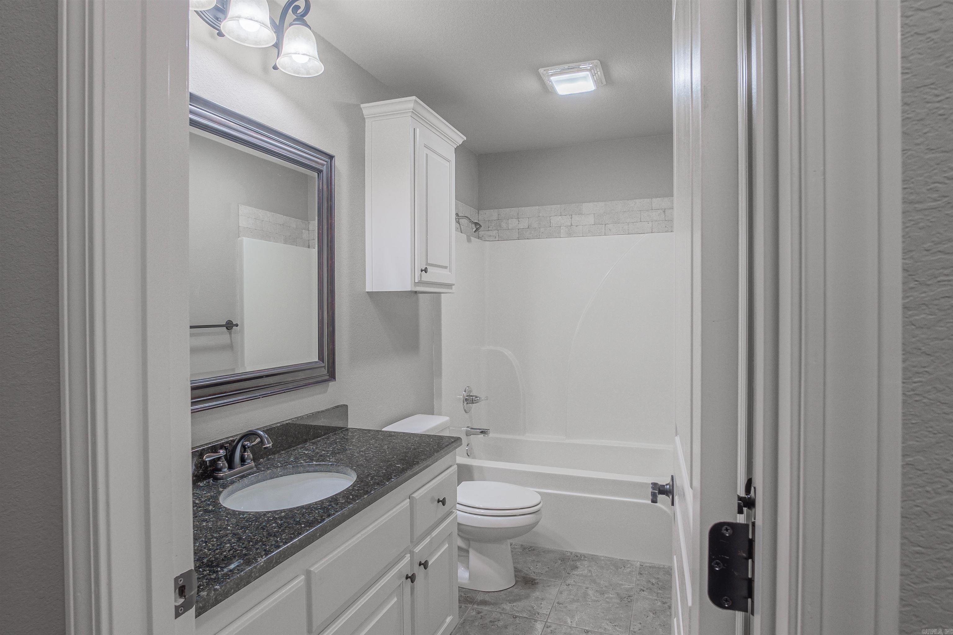 HUNTINGTON PLACE - Residential