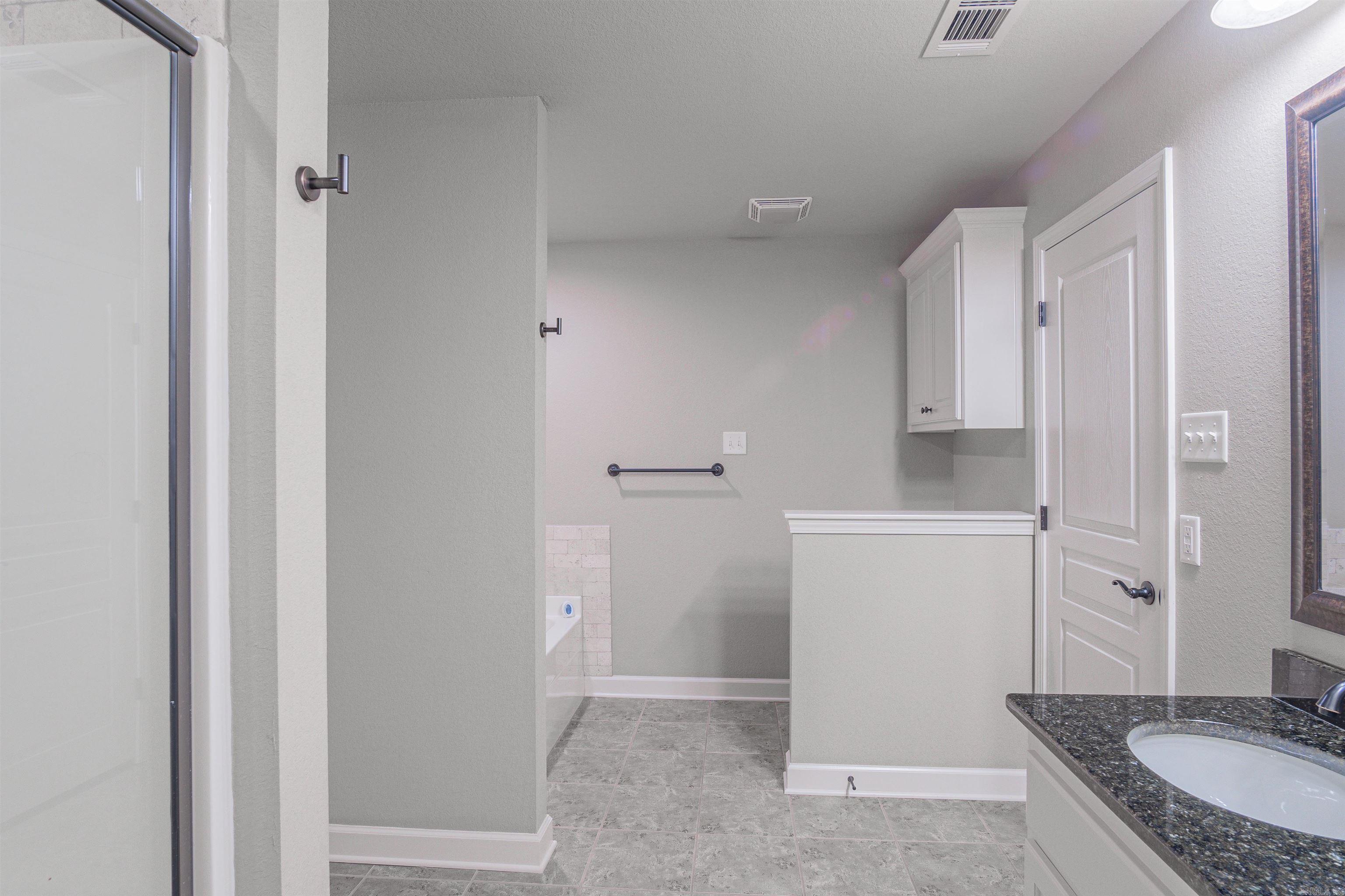 HUNTINGTON PLACE - Residential