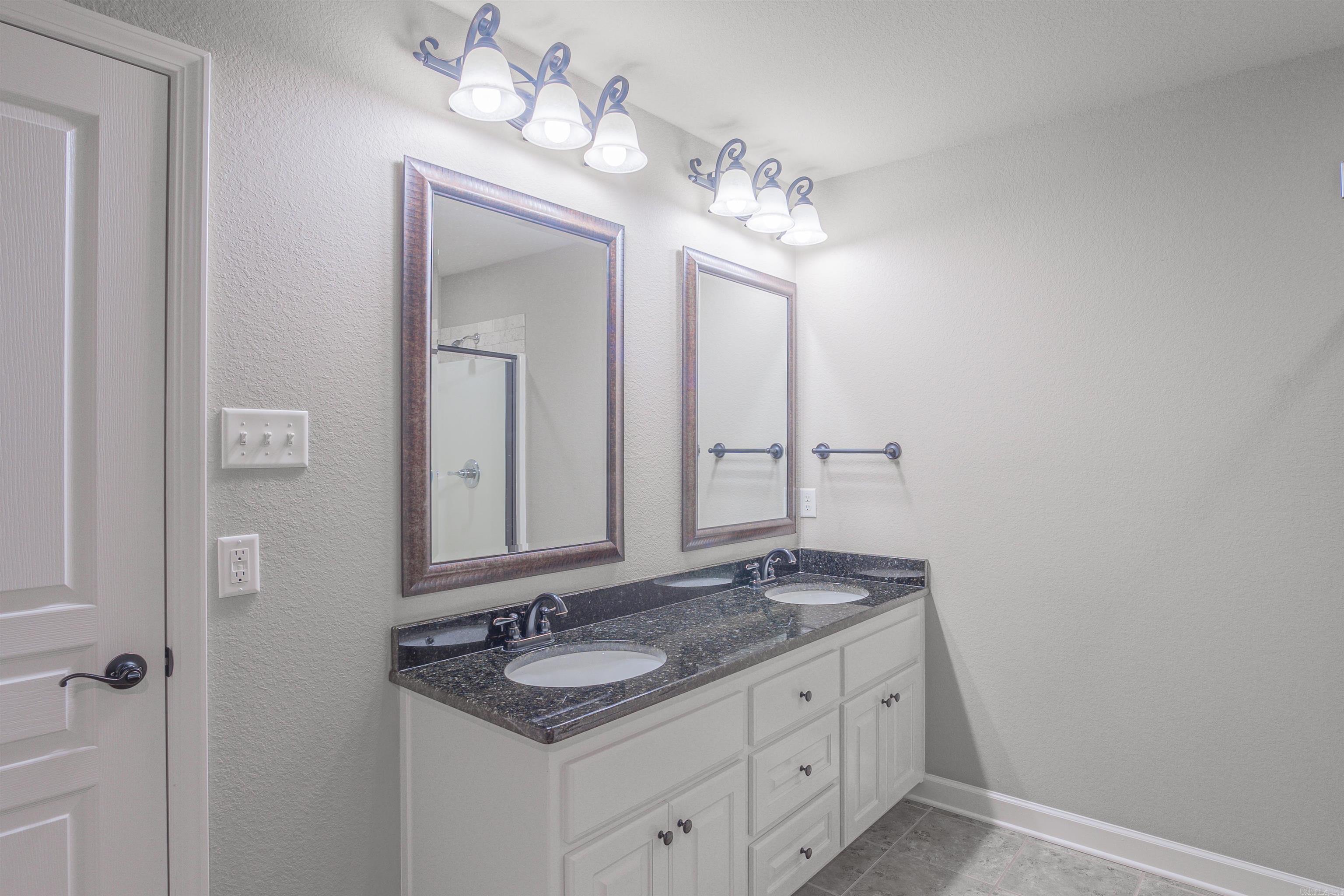 HUNTINGTON PLACE - Residential