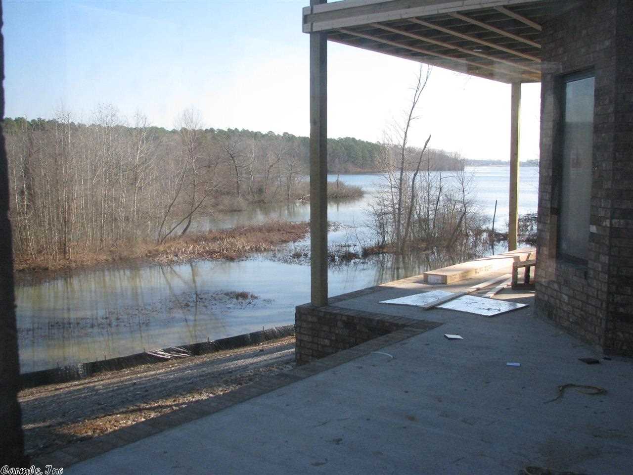 HURRICANE LAKE EST - Residential