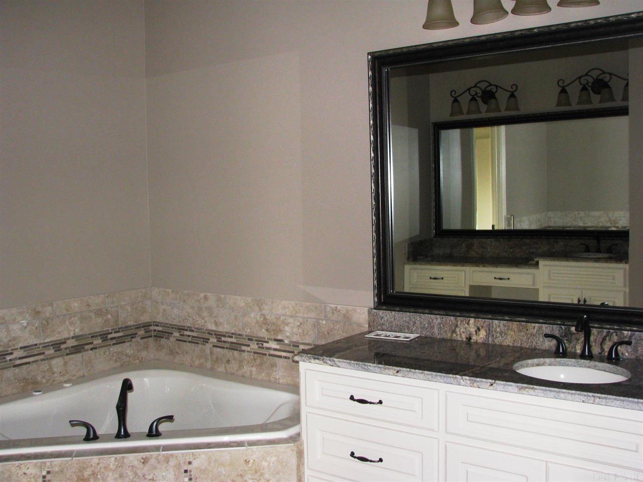 HURRICANE LAKE EST - Residential