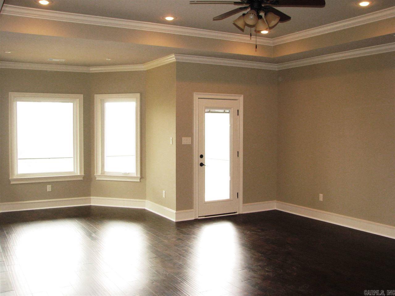 HURRICANE LAKE EST - Residential