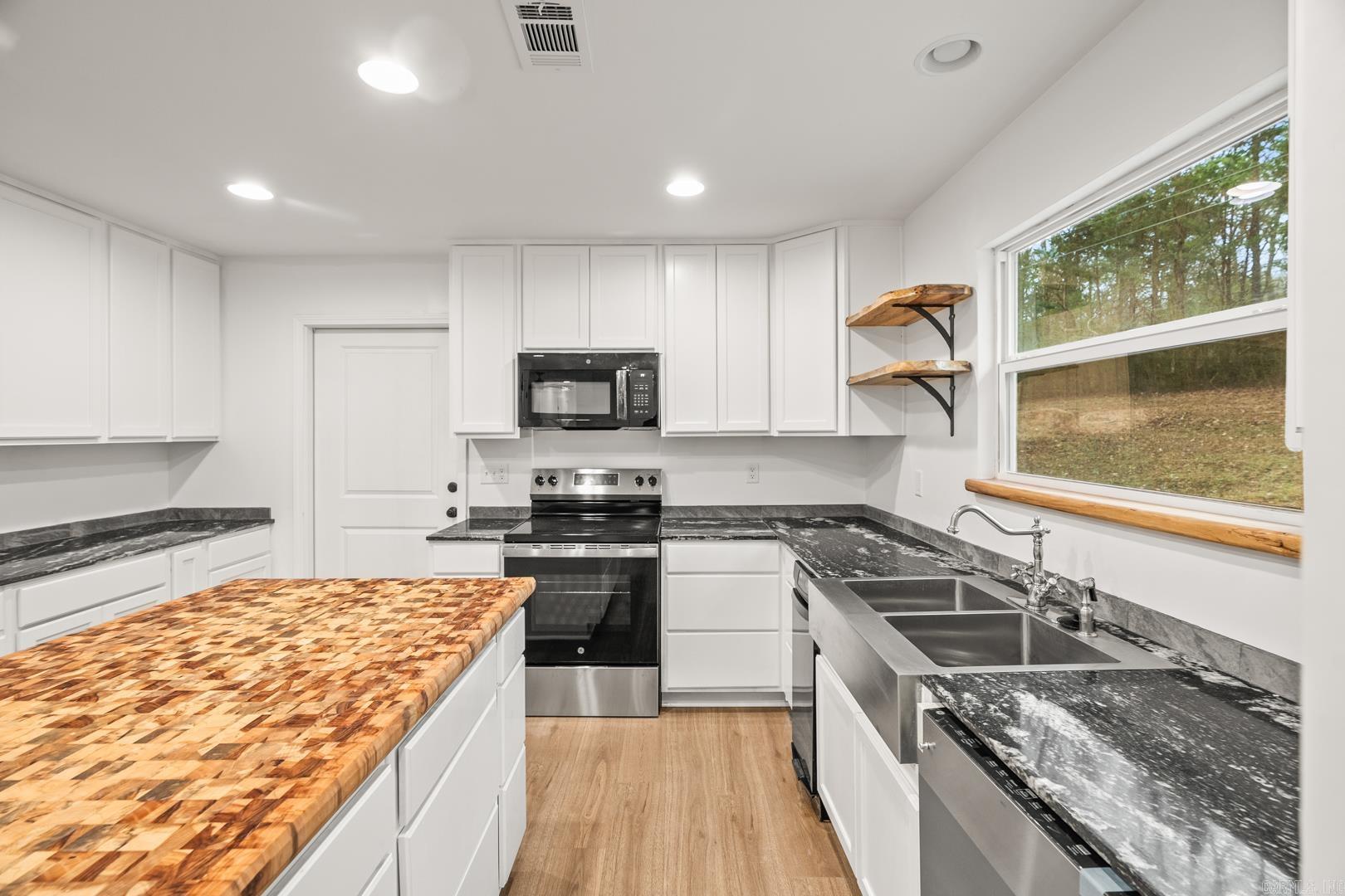 Tresure Hills - Residential