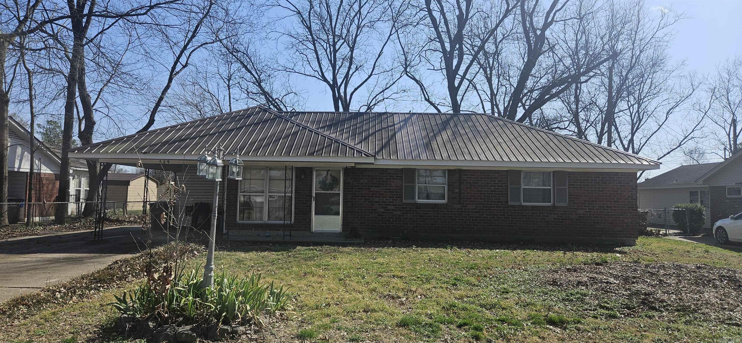 FALLIS ADDITION - Residential