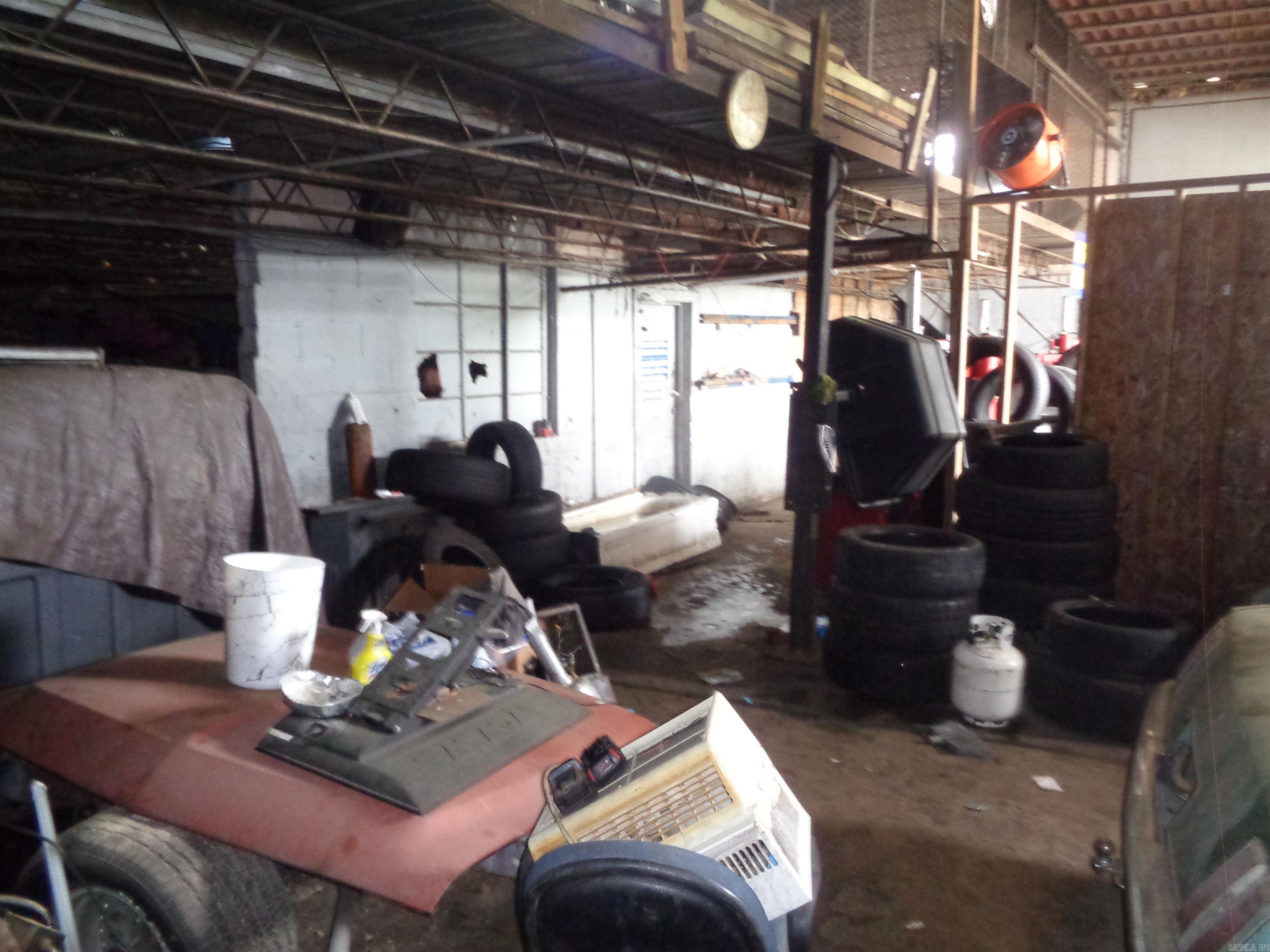 INTER CITY - Commercial Sale