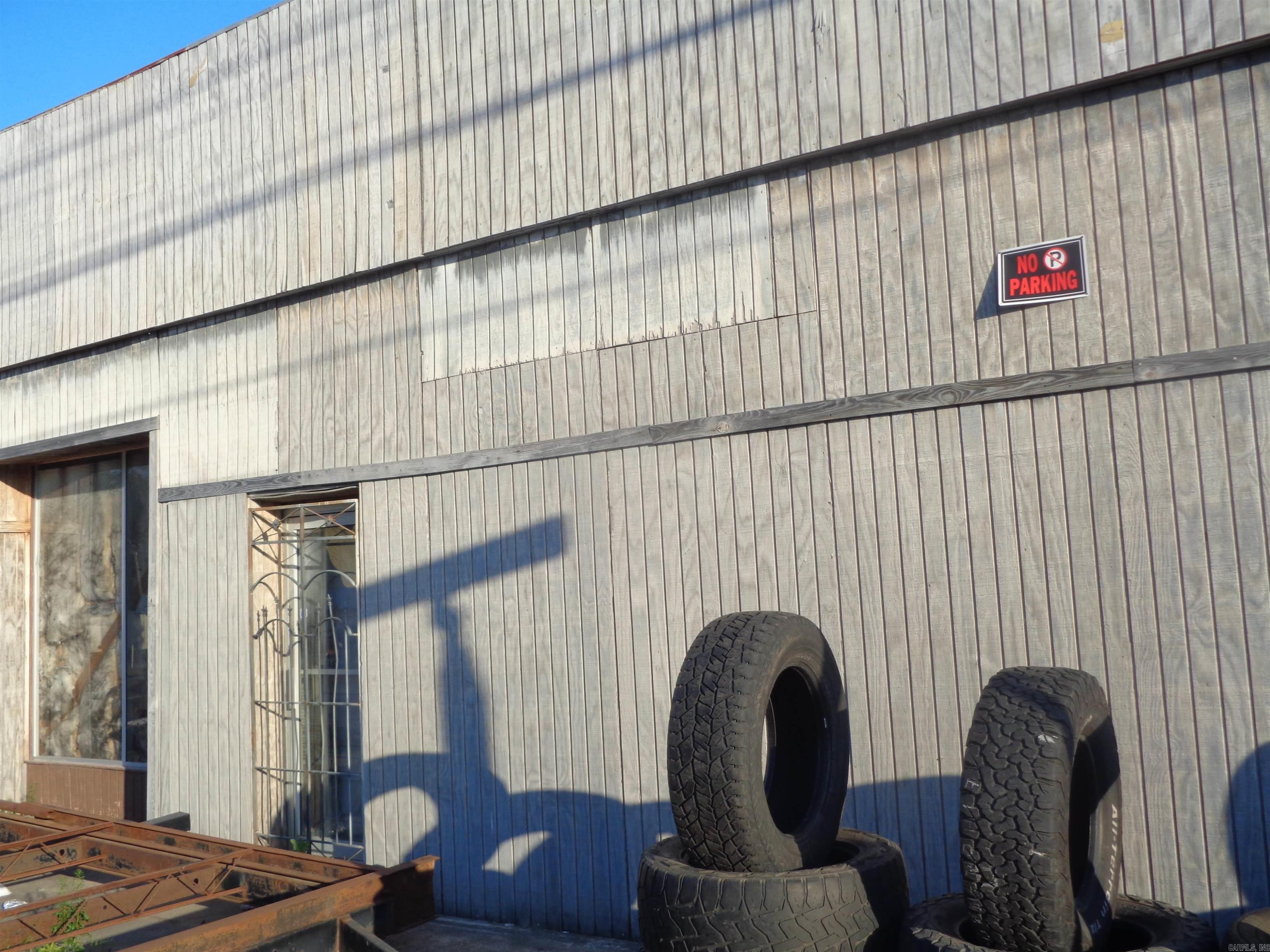 INTER CITY - Commercial Sale