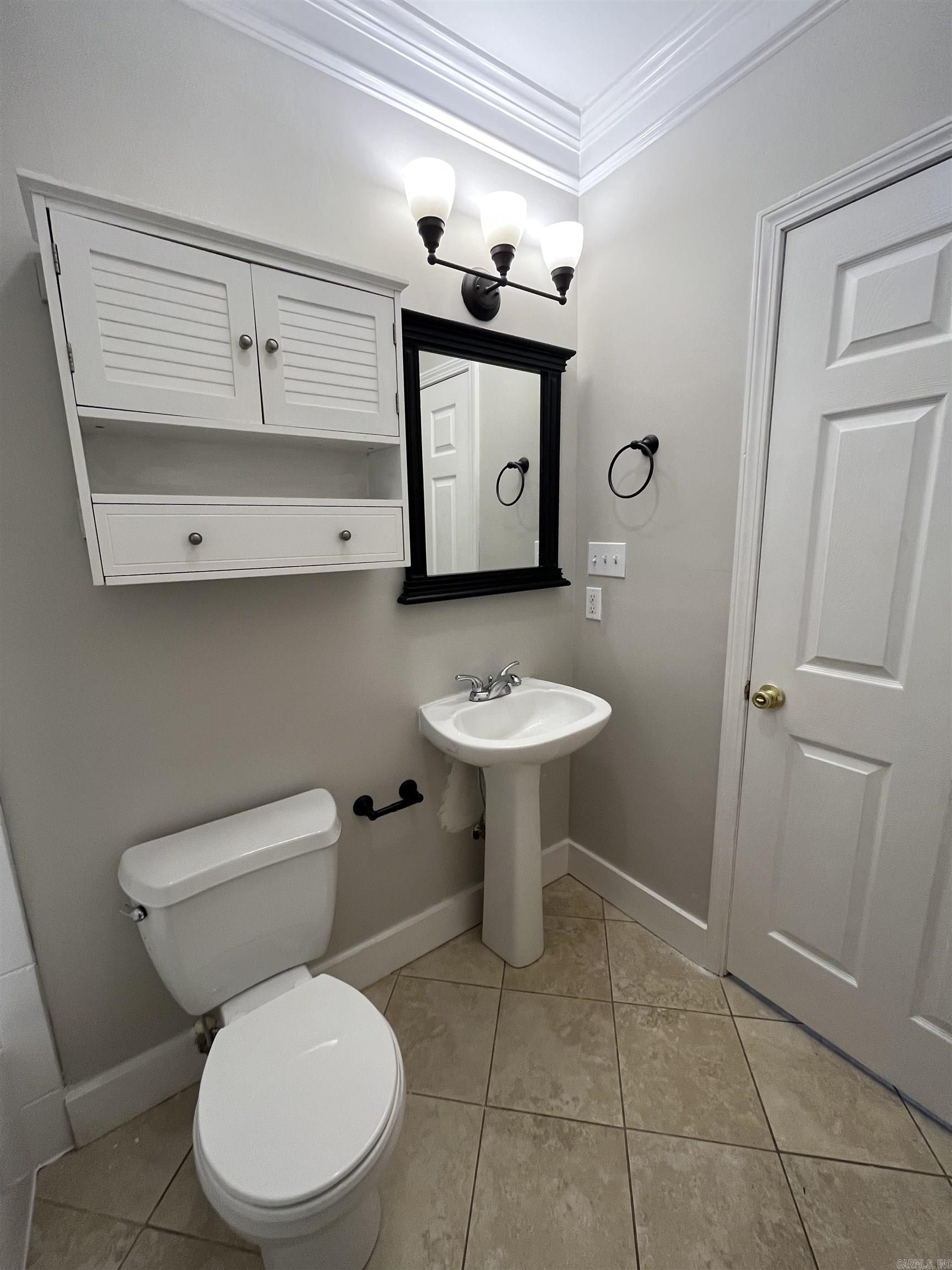 Hillcrest - Residential Lease