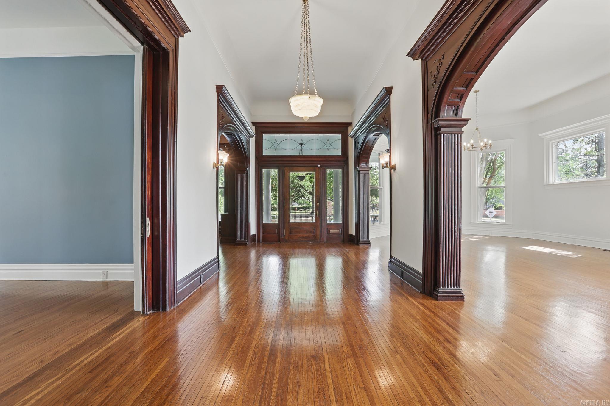 CITY OF LR L10 - Residential