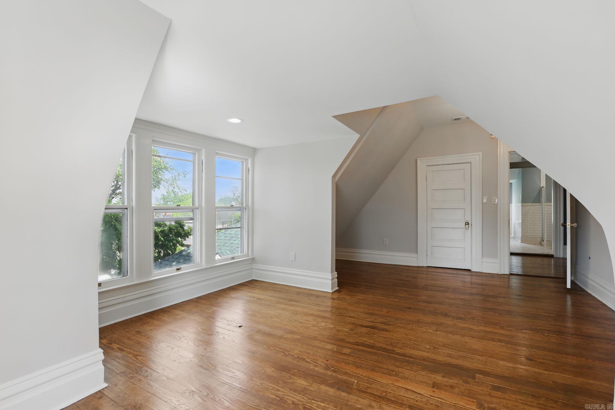 CITY OF LR L10 - Residential