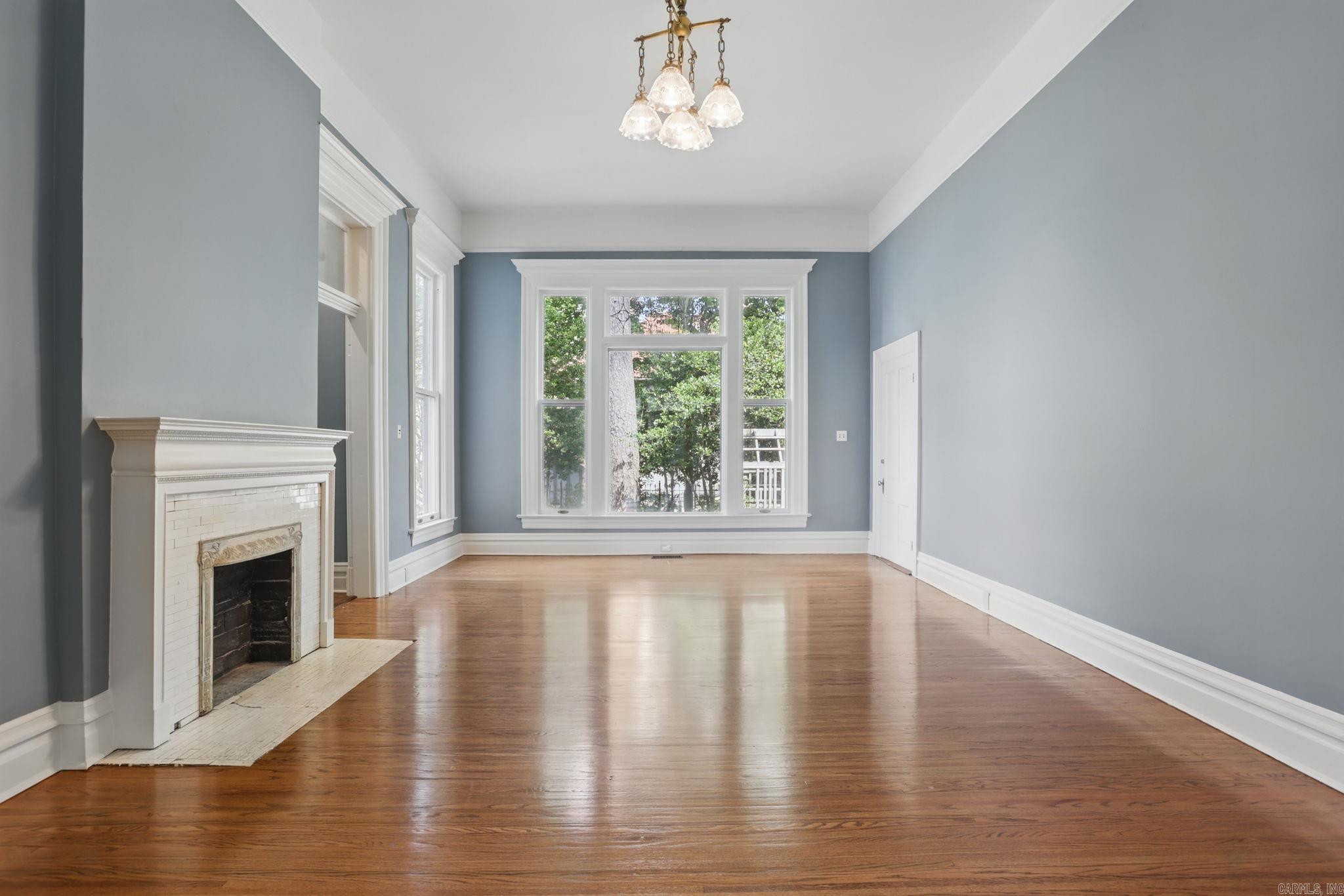 CITY OF LR L10 - Residential