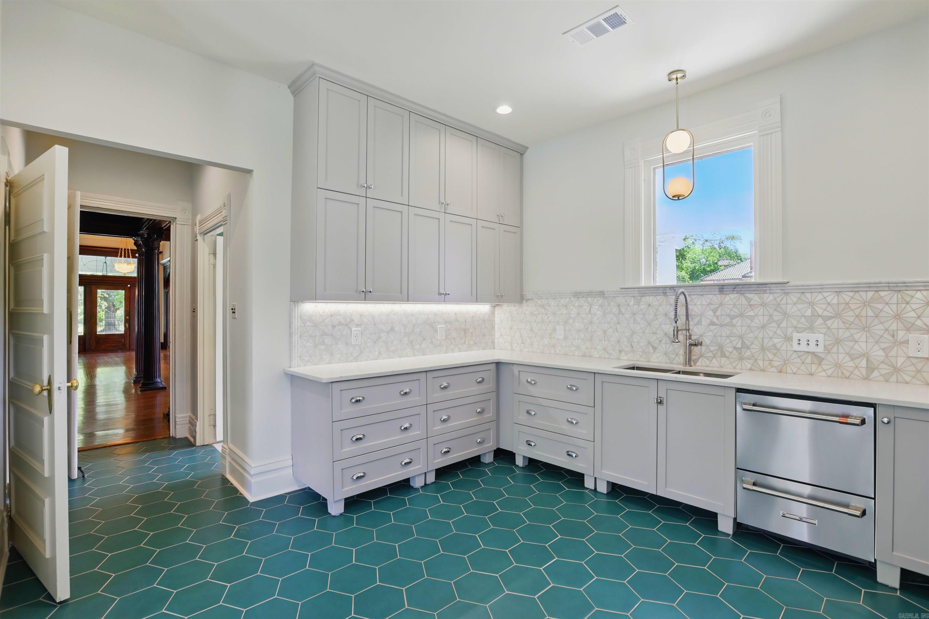 CITY OF LR L10 - Residential