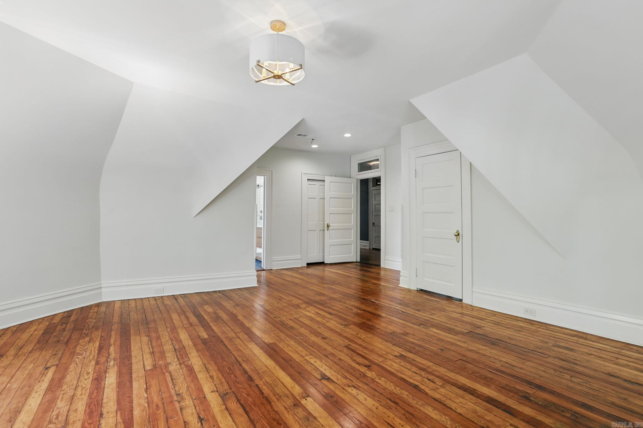 CITY OF LR L10 - Residential