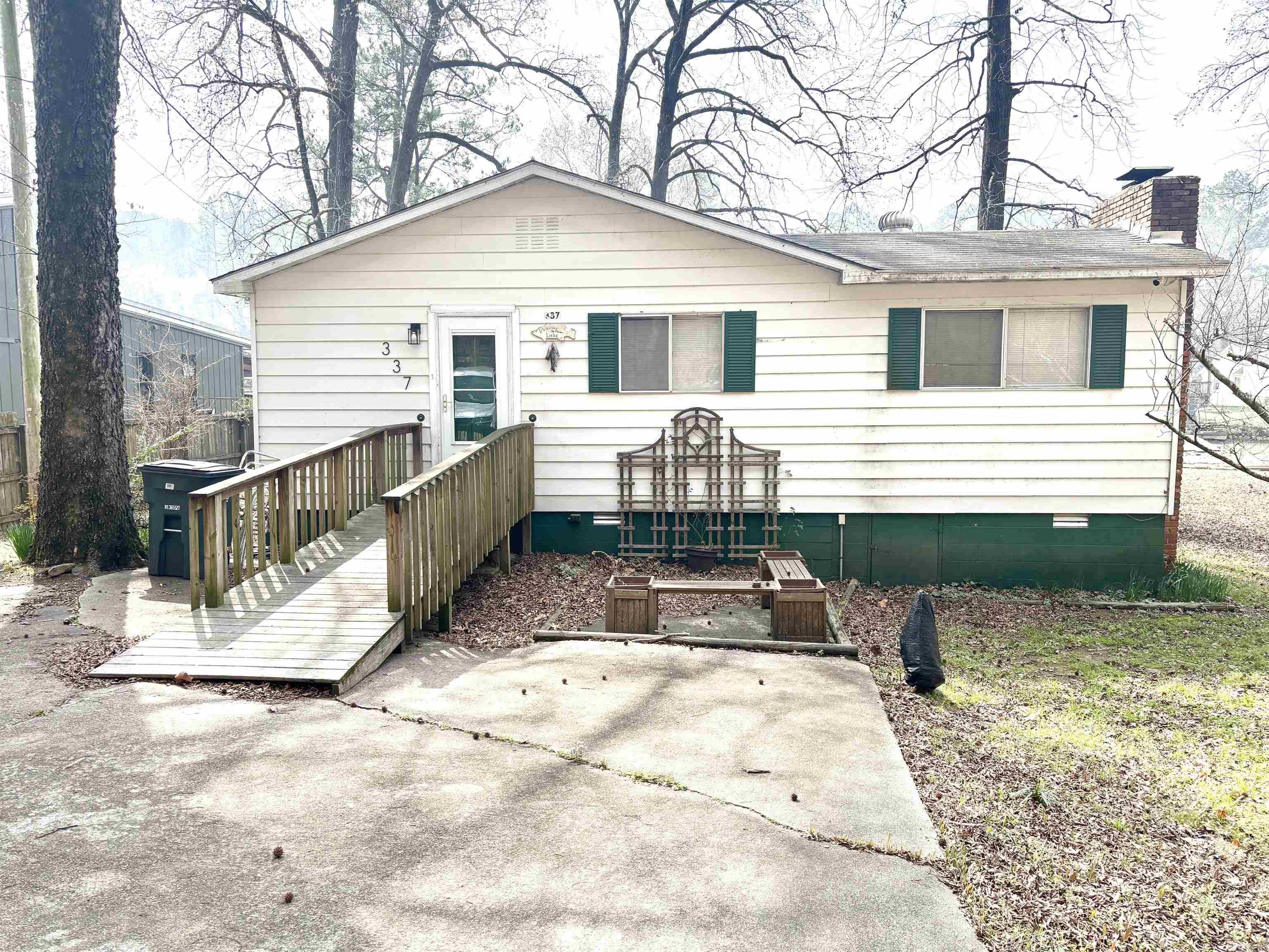 Metes & Bounds - Residential