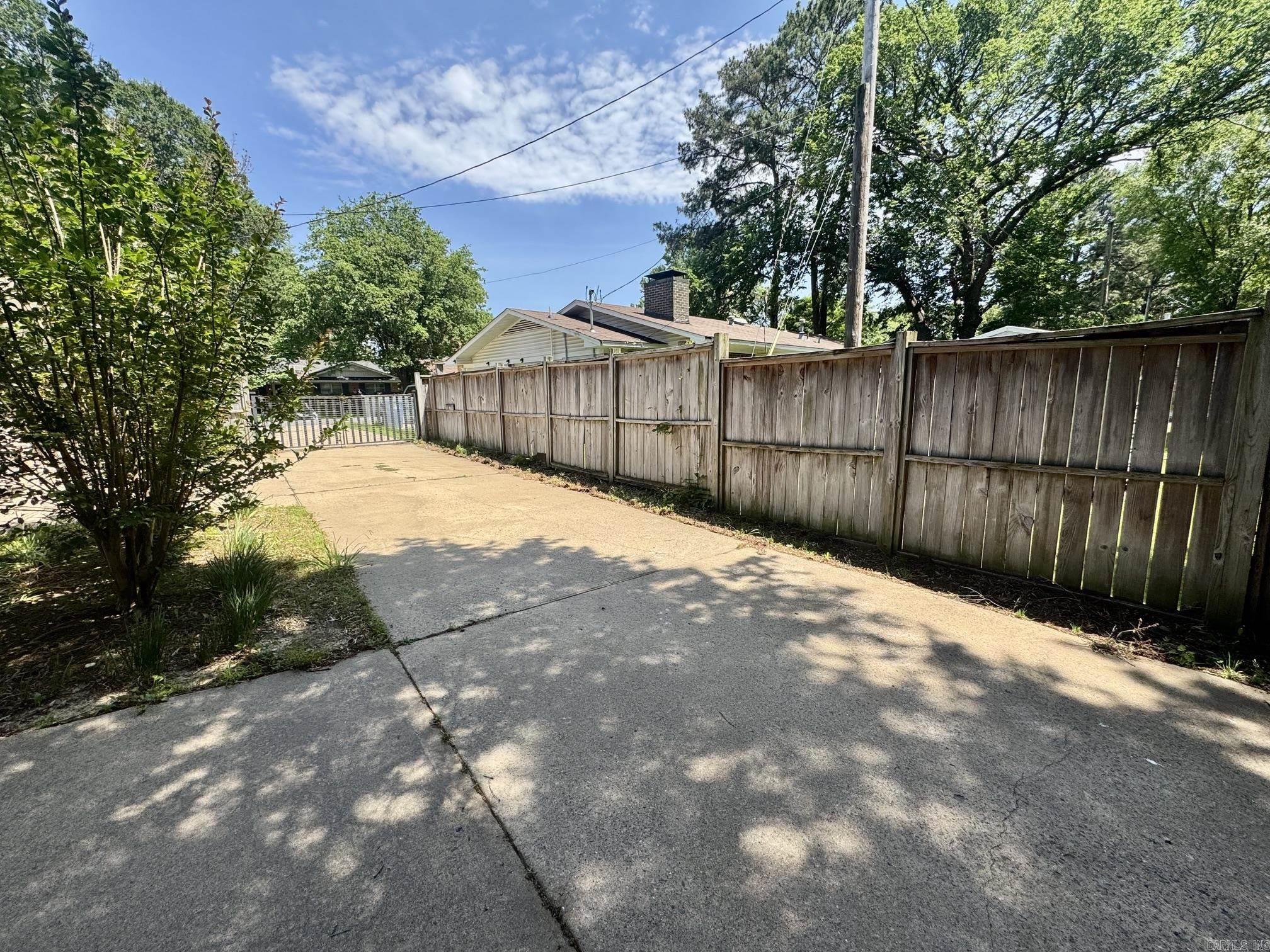 PARKWOOD ADD - Residential