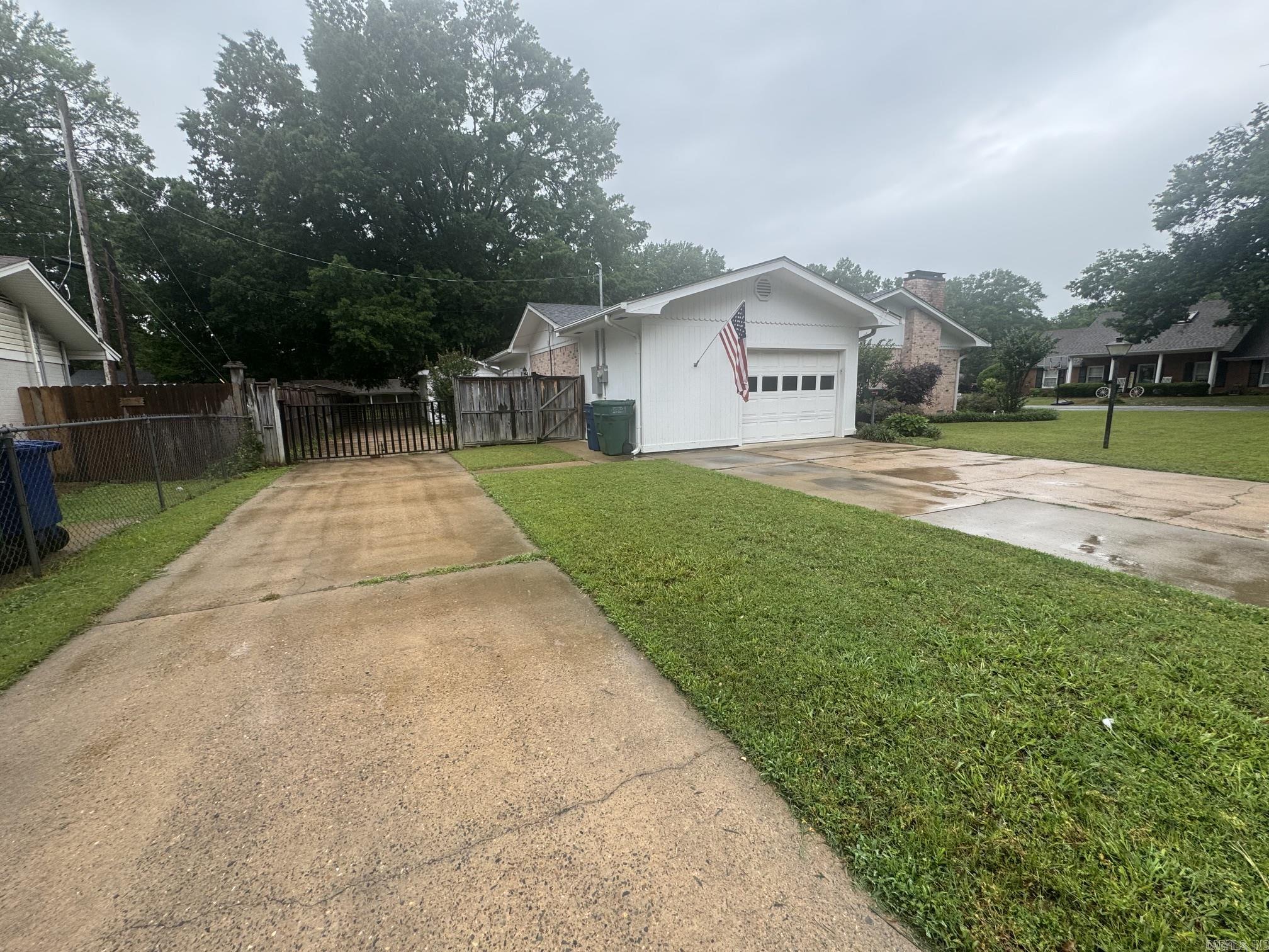 PARKWOOD ADD - Residential