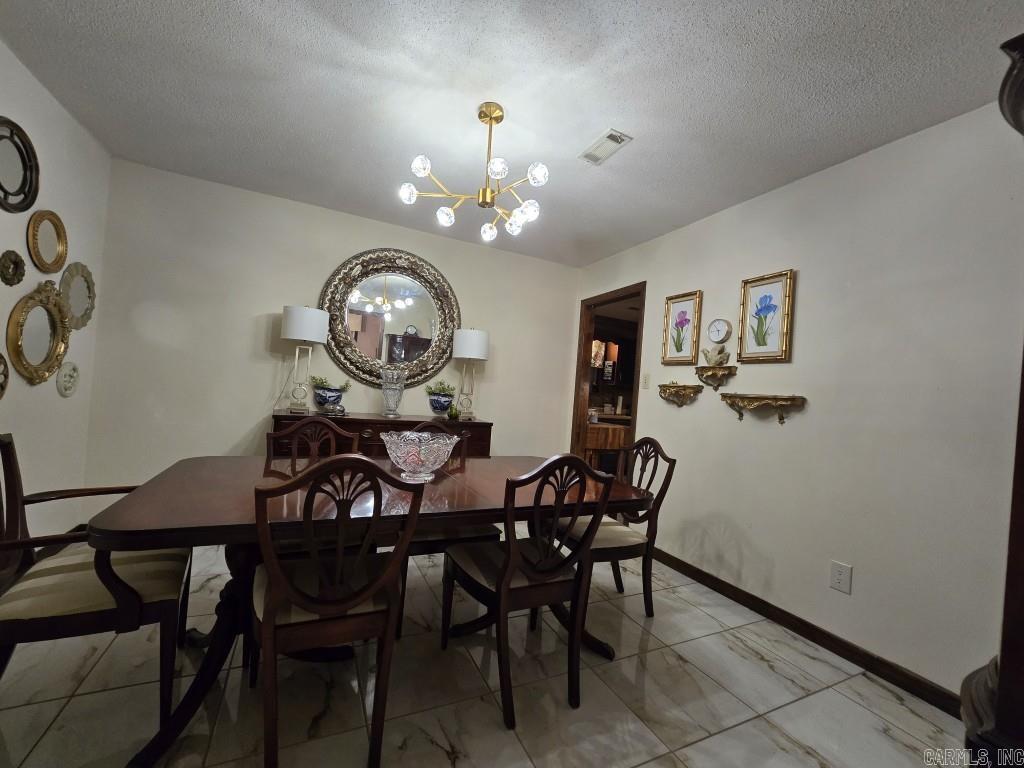 BRIDGES AND THOMPSON - Residential