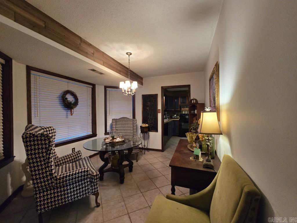 BRIDGES AND THOMPSON - Residential