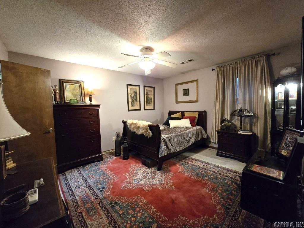 BRIDGES AND THOMPSON - Residential