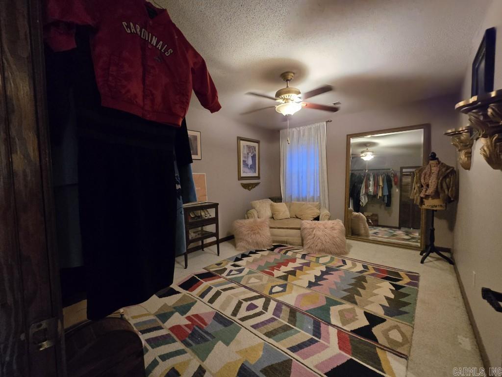 BRIDGES AND THOMPSON - Residential