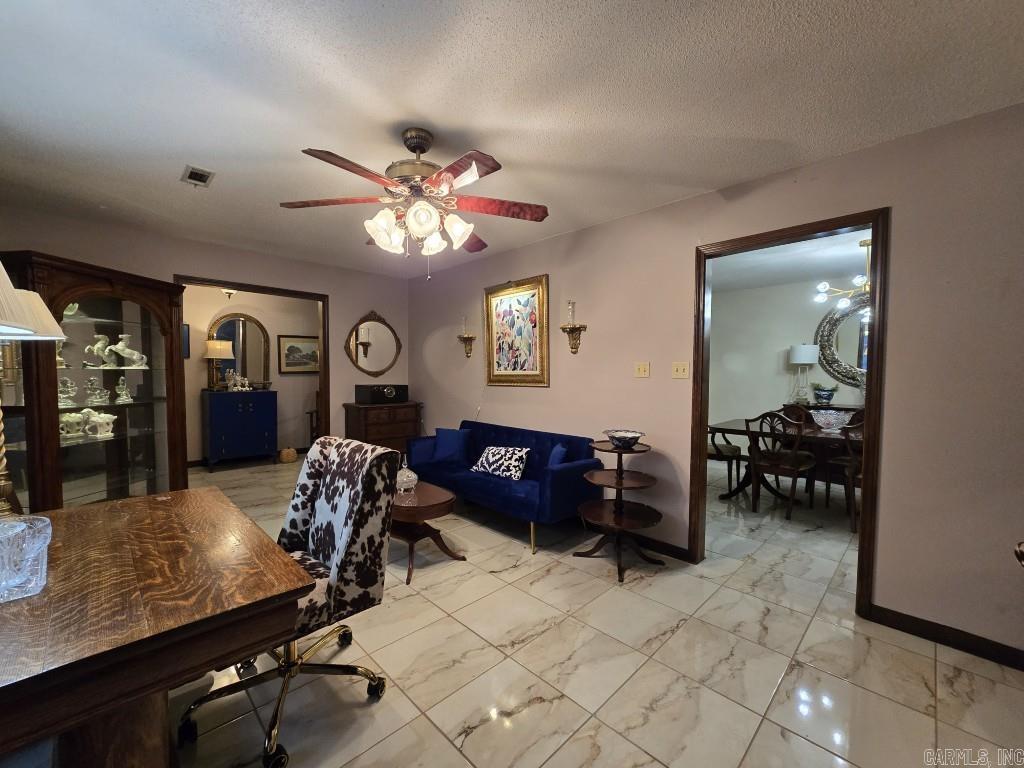 BRIDGES AND THOMPSON - Residential