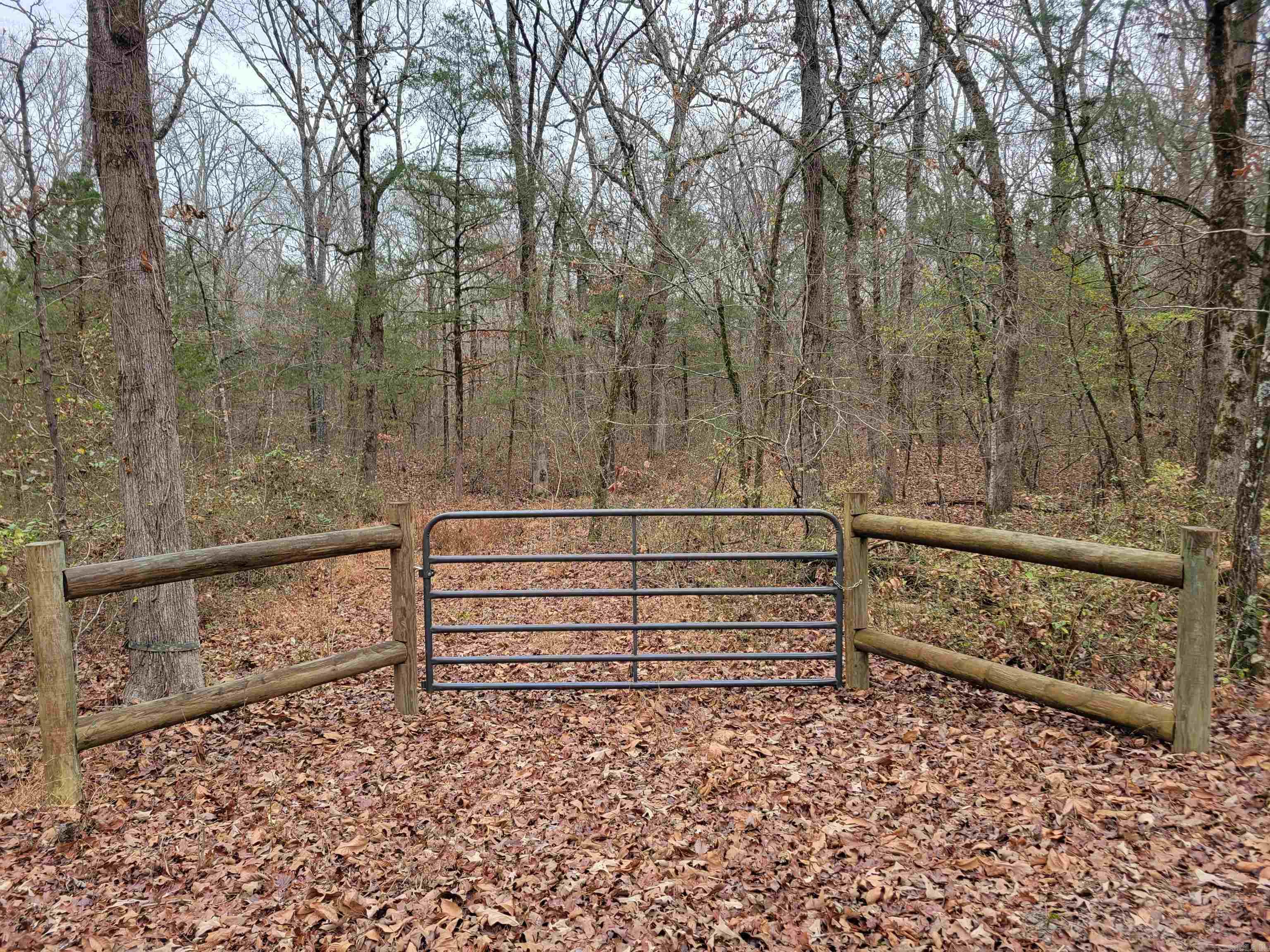 Metes & Bounds - Land