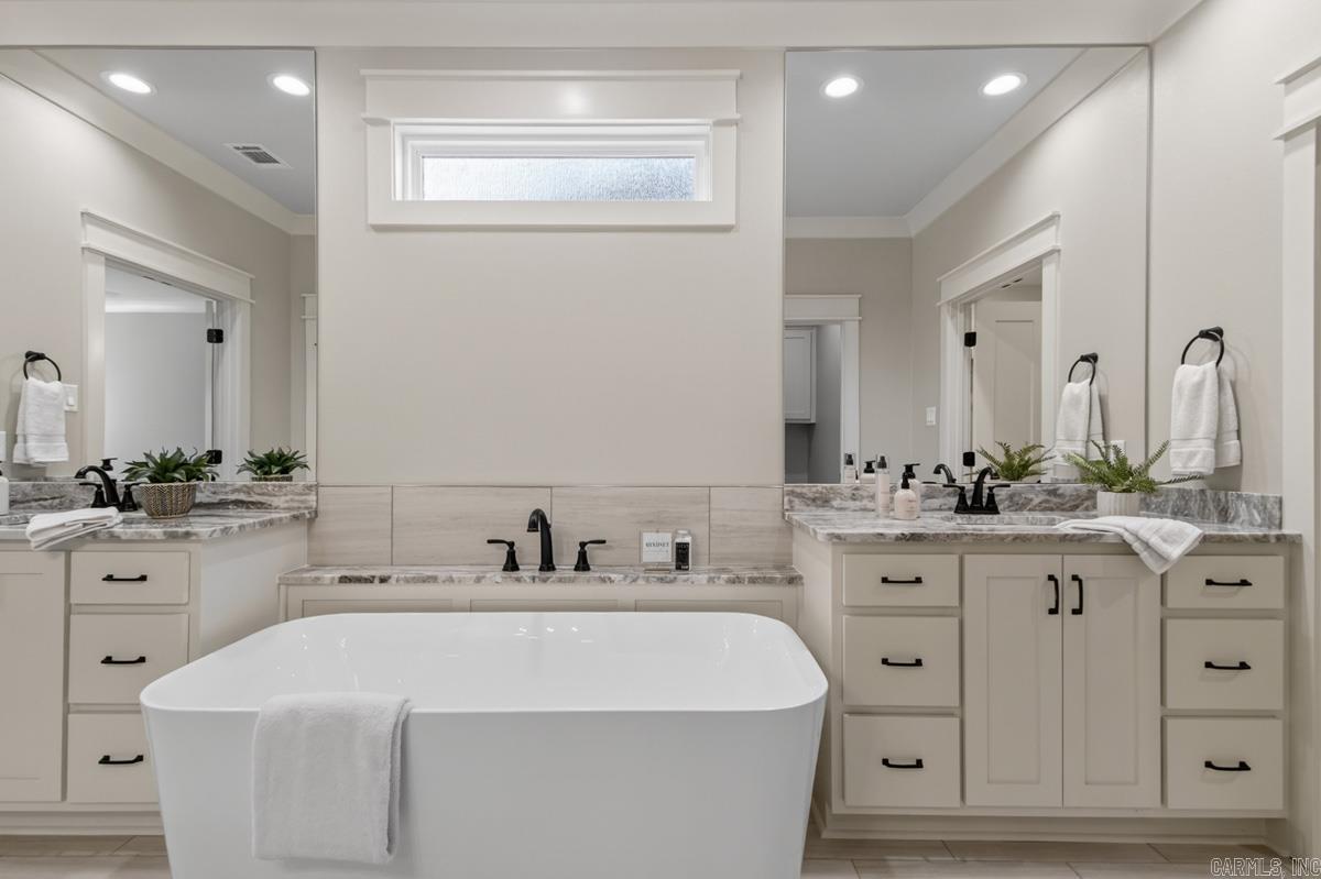 MILLERS GLENN - Residential