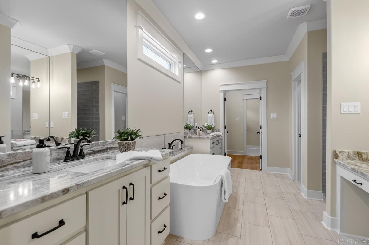 MILLERS GLENN - Residential