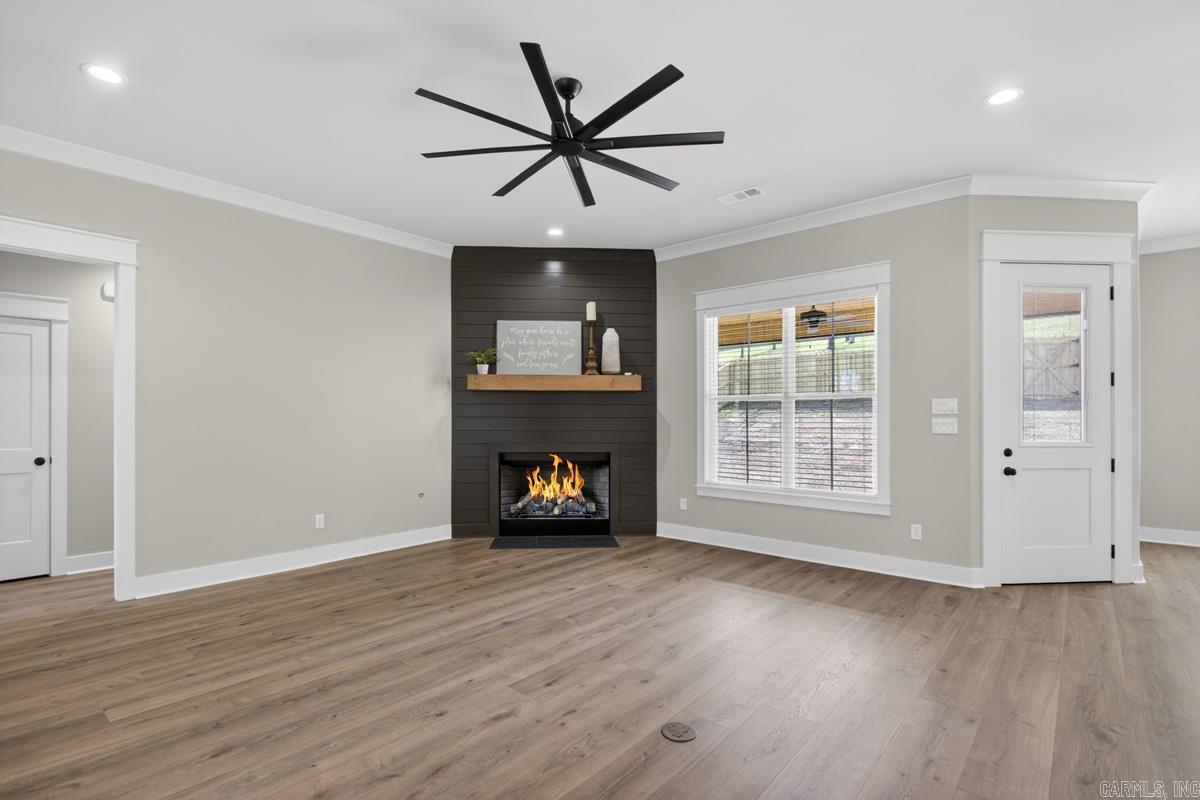 MILLERS GLENN - Residential