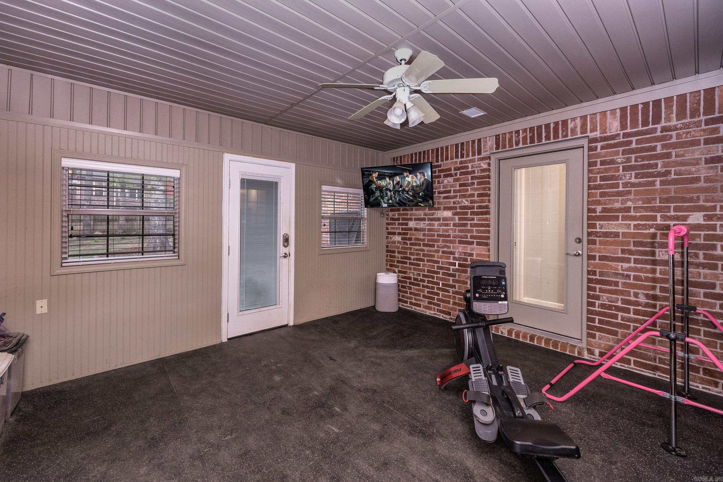 EDGEWATER ADDN - Residential