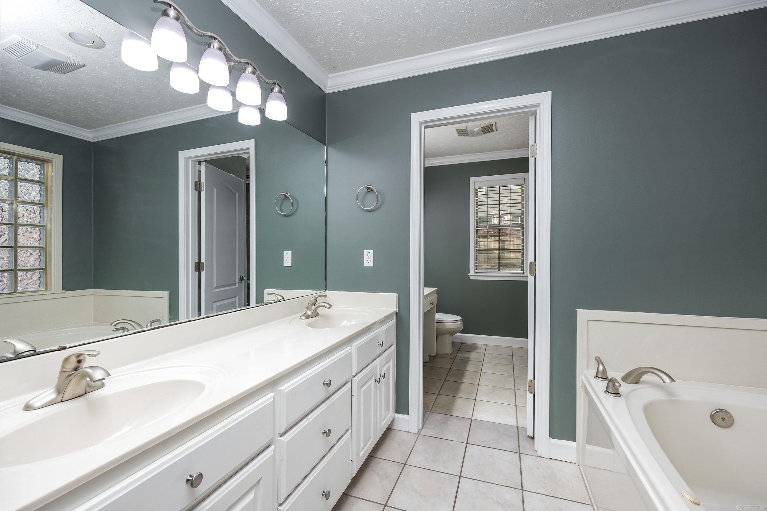 EDGEWATER ADDN - Residential