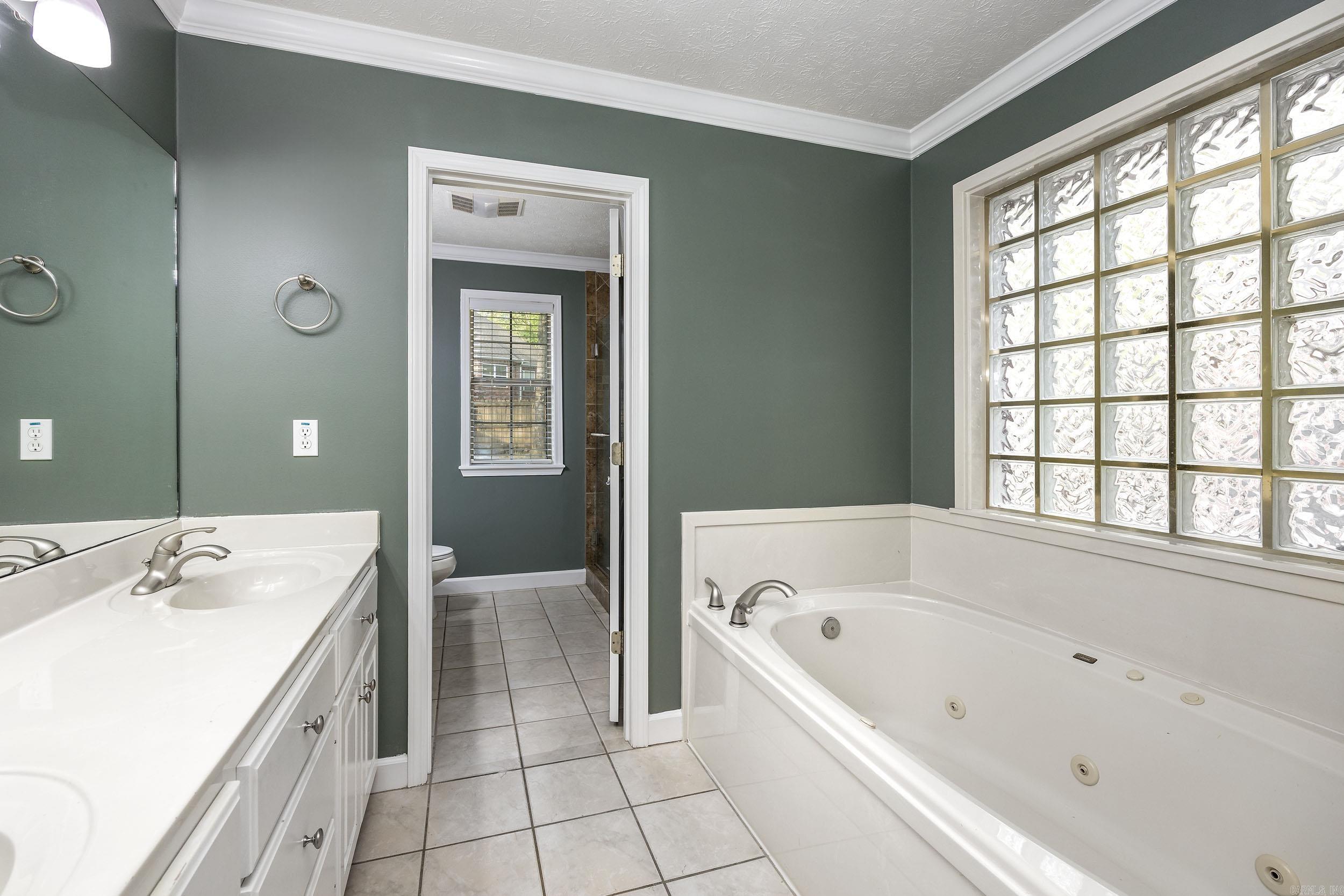 EDGEWATER ADDN - Residential