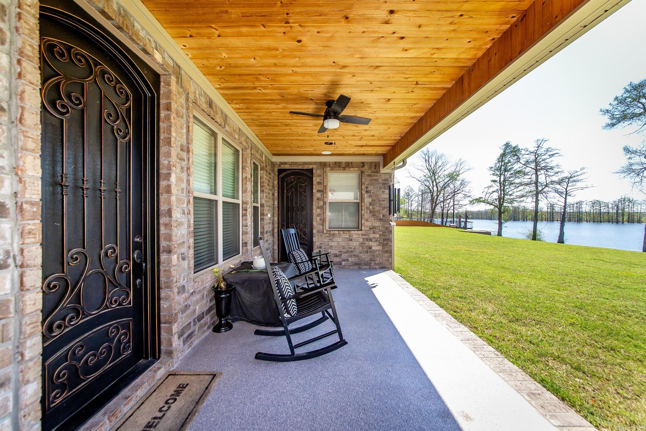 Horseshoe Lake Estates - Residential