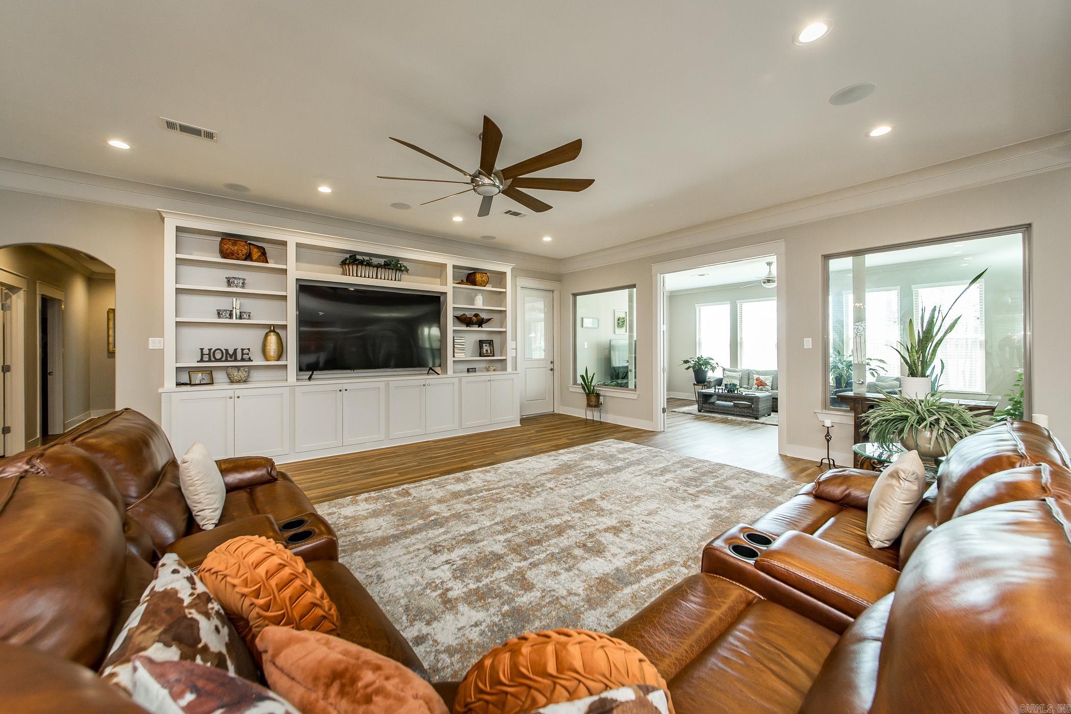 Horseshoe Lake Estates - Residential