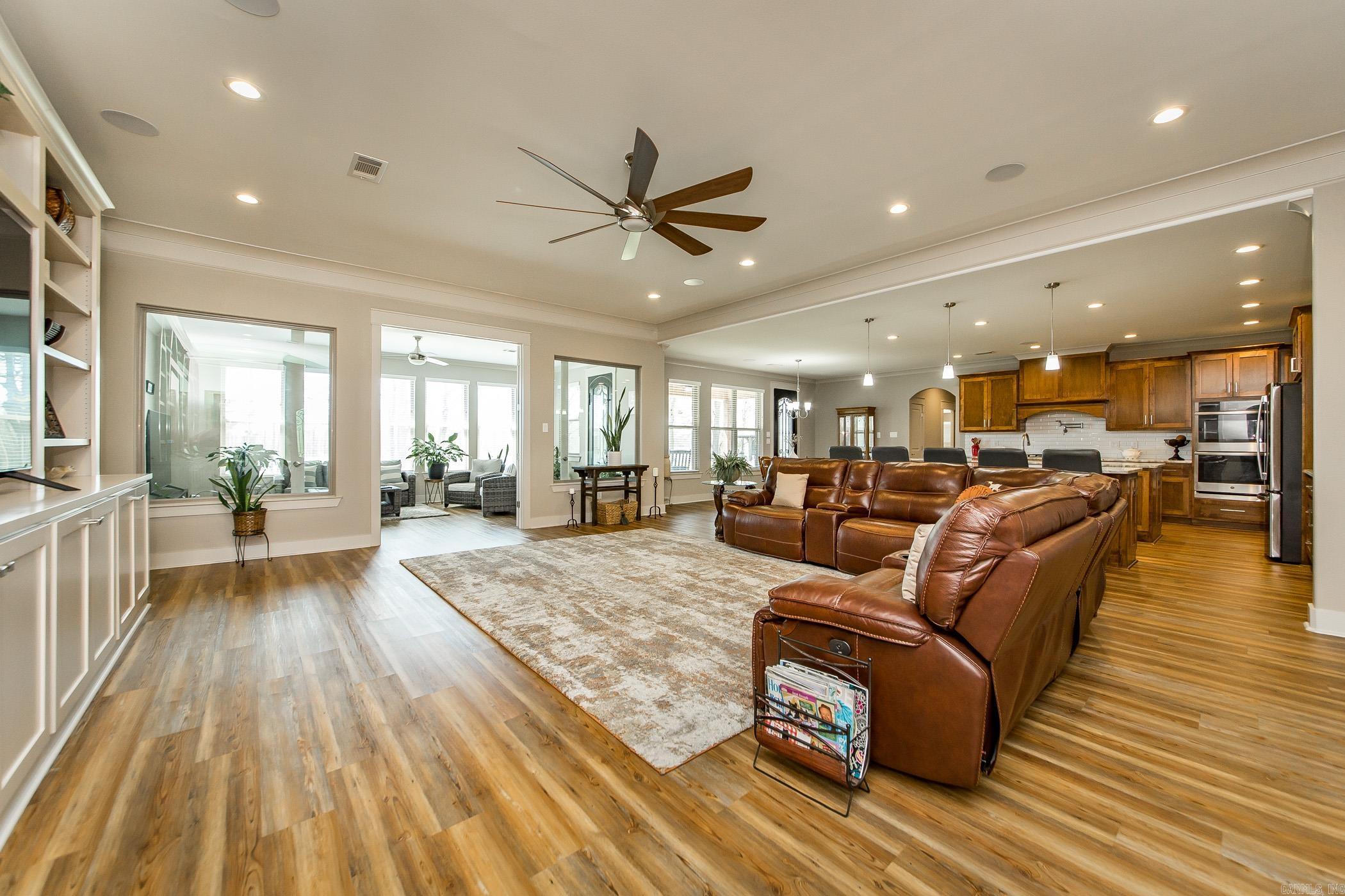 Horseshoe Lake Estates - Residential