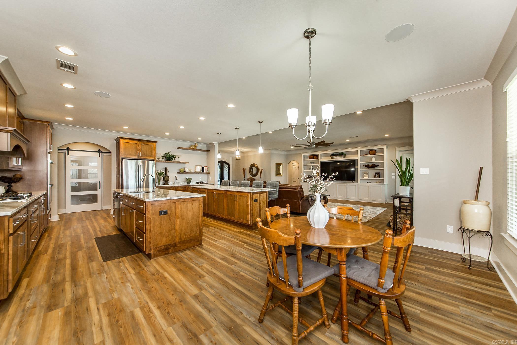 Horseshoe Lake Estates - Residential