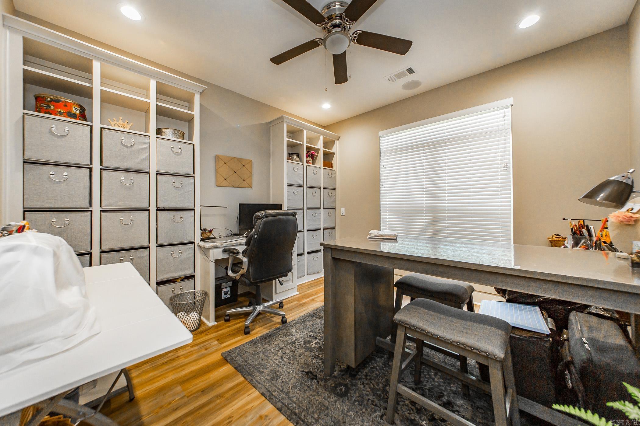 Horseshoe Lake Estates - Residential