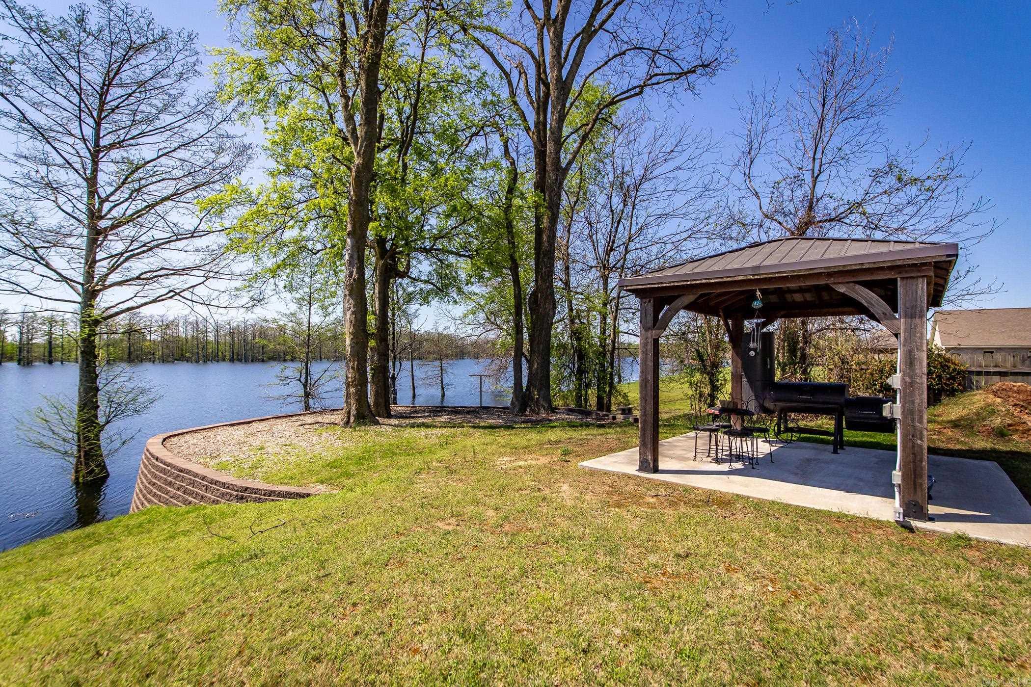 Horseshoe Lake Estates - Residential