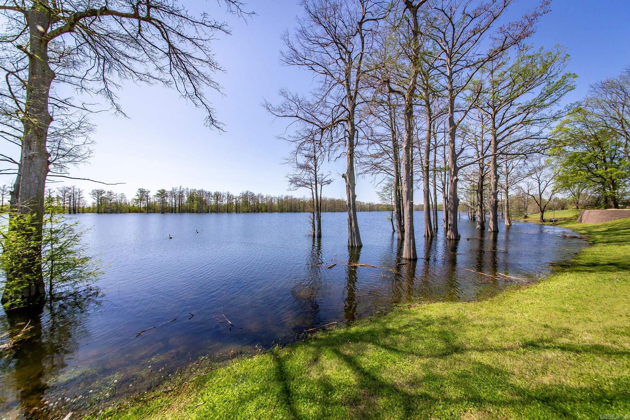 Horseshoe Lake Estates - Residential