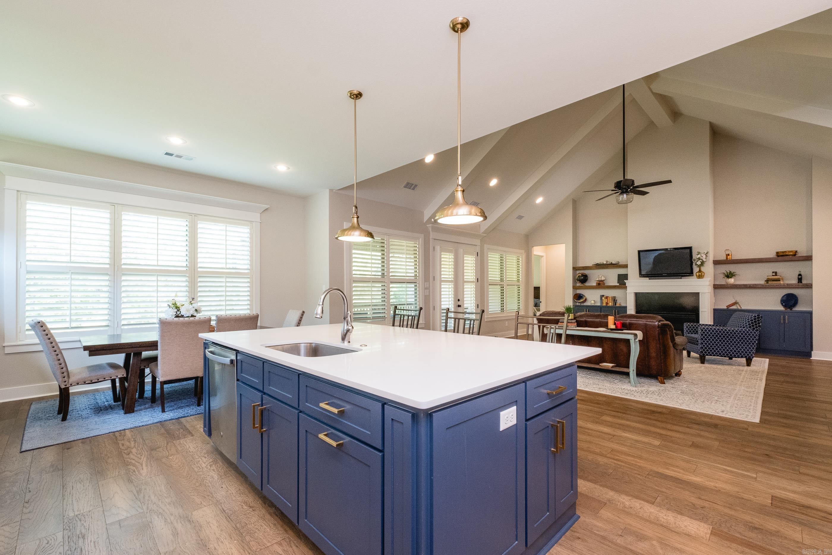 CHENAL VALLEY EPERNAY PLACE - Residential